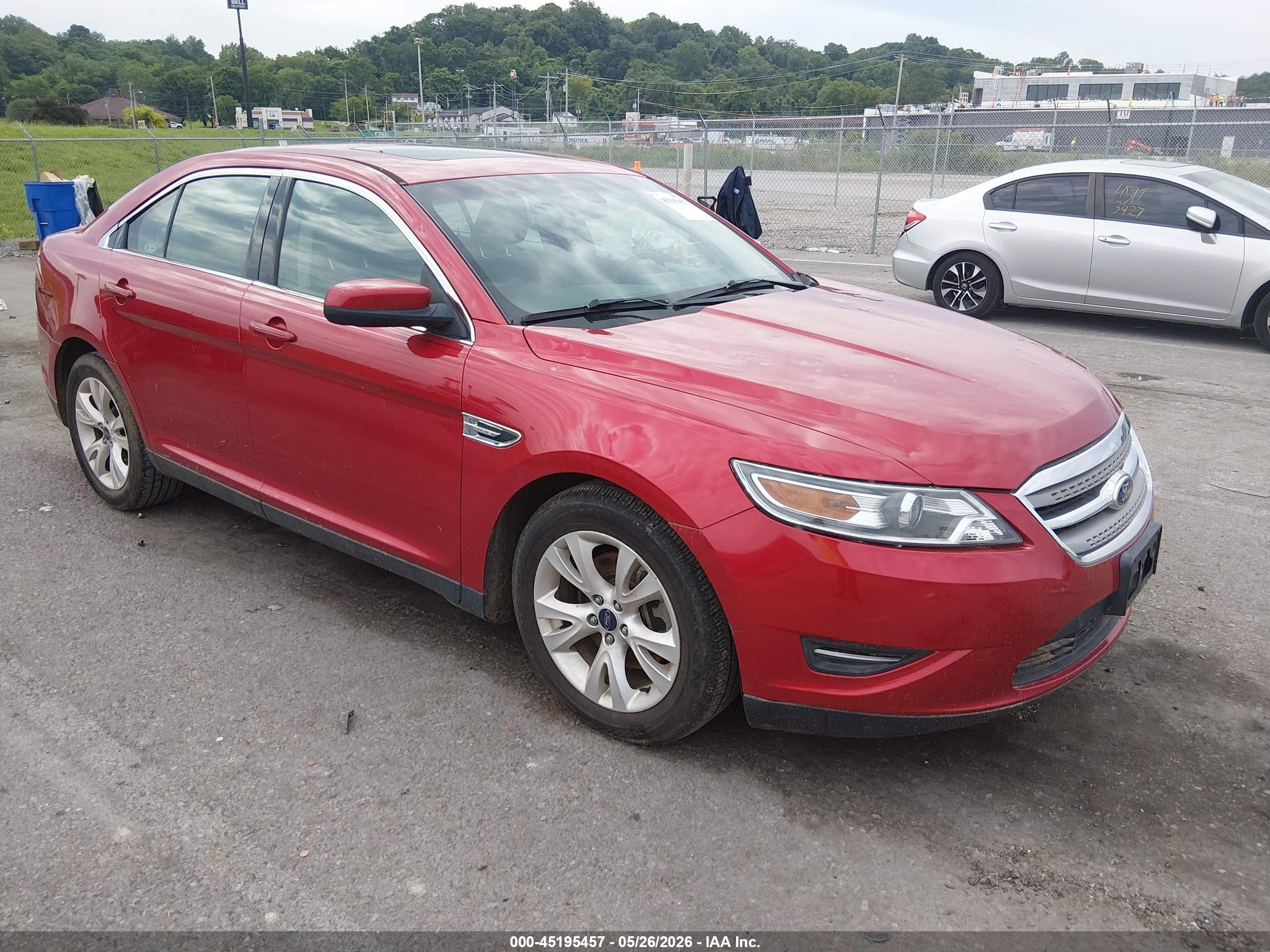 1FAHP2EW1CG138977