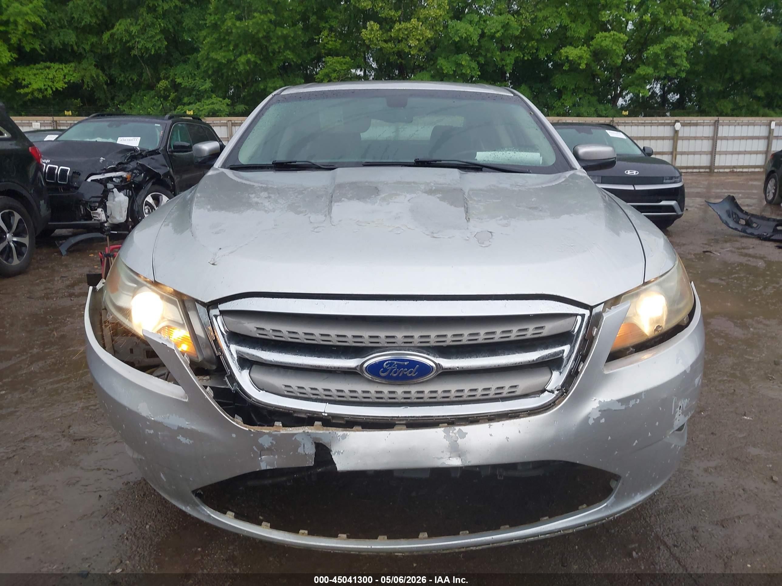 2012 Ford Taurus Sel Серебряный vin: 1FAHP2EW1CG142530