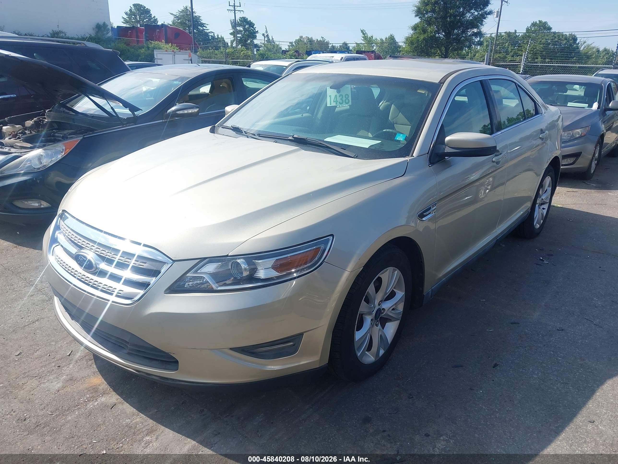 2010 Ford Taurus Sel Gold vin: 1FAHP2EW2AG157390