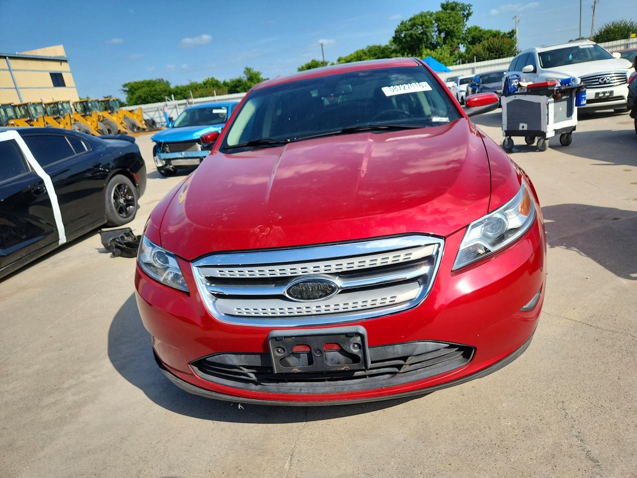 2011 Ford Taurus Sel Red vin: 1FAHP2EW2BG104318
