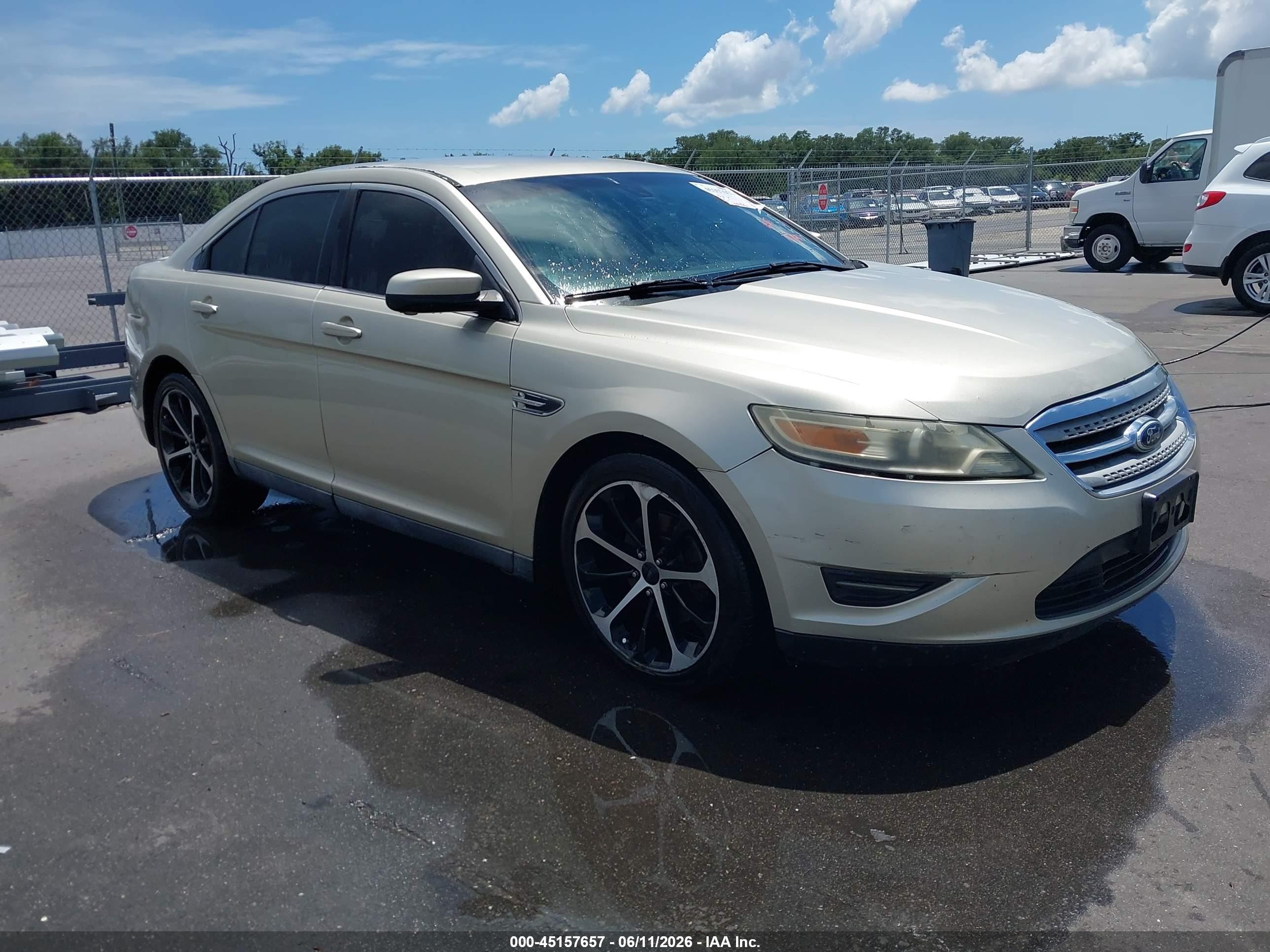 2011 Ford Taurus Sel Gold vin: 1FAHP2EW2BG125895