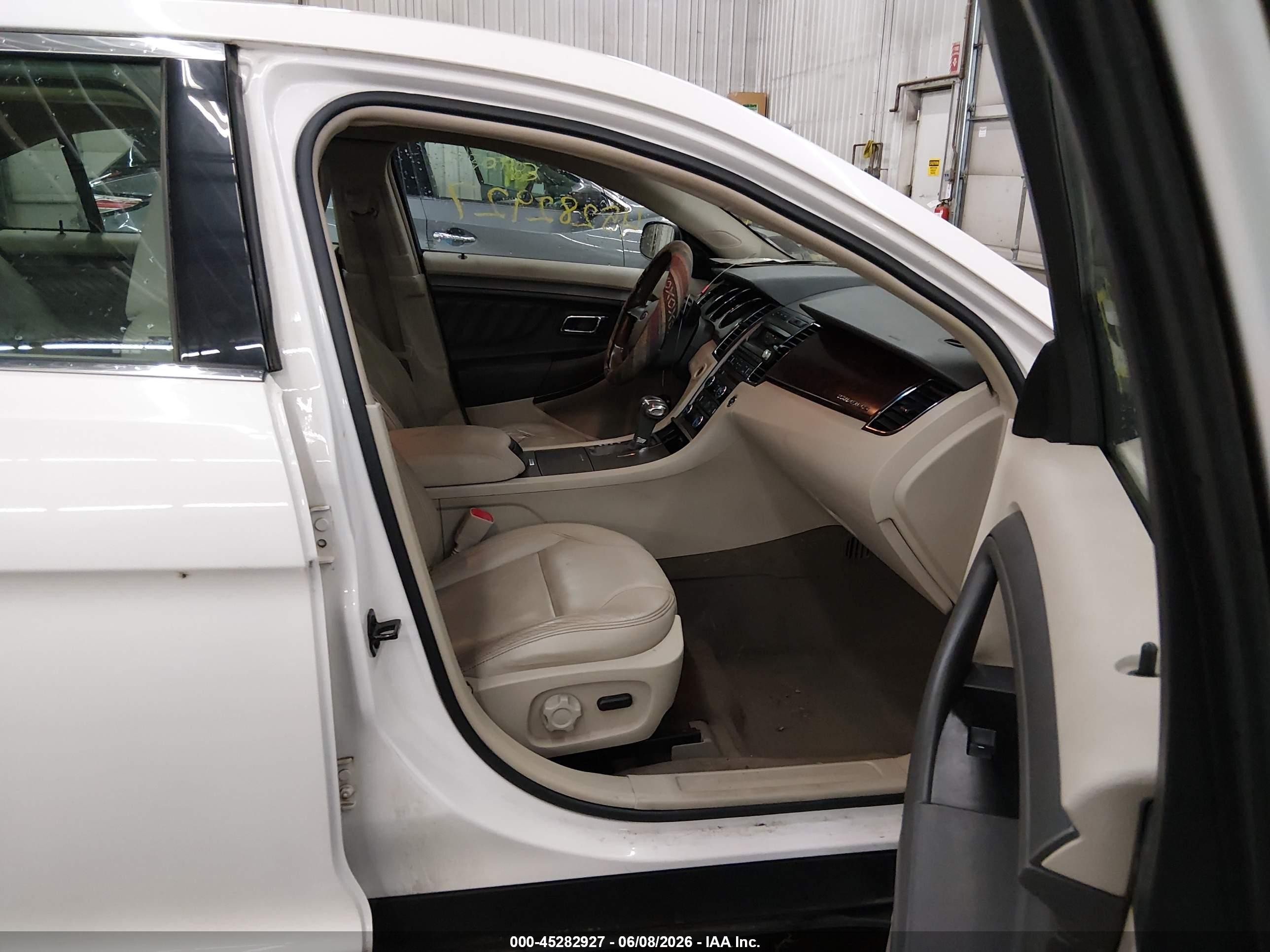 2011 Ford Taurus Sel Белый vin: 1FAHP2EW2BG140929