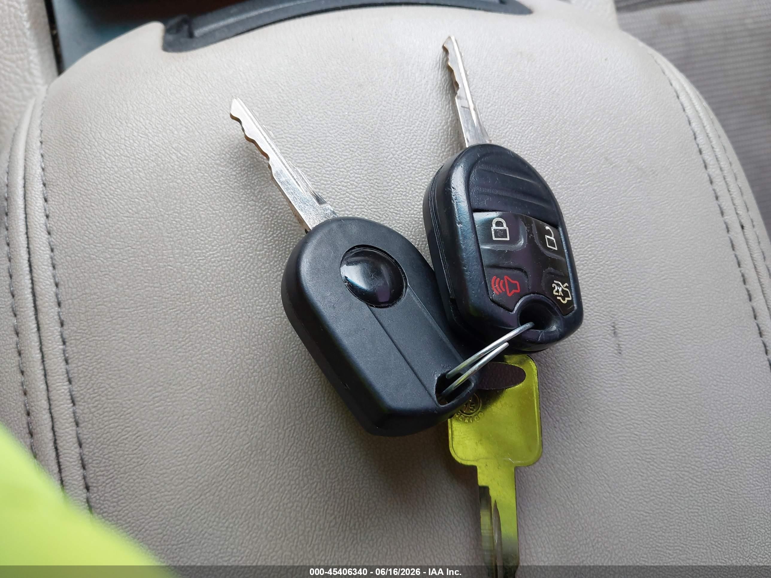 2012 Ford Taurus Sel White vin: 1FAHP2EW2CG114767