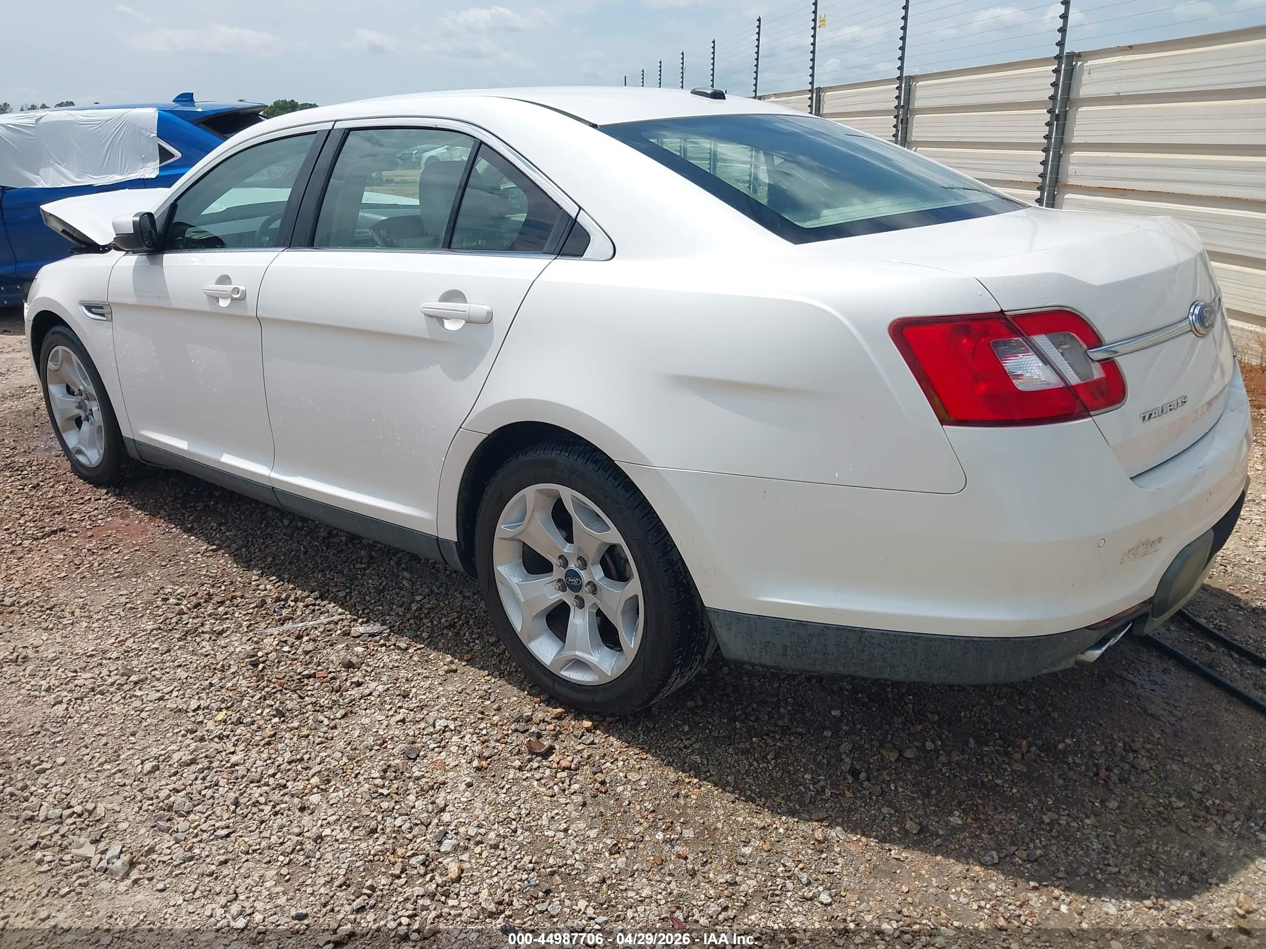 2010 Ford Taurus Sel White vin: 1FAHP2EW3AG107372