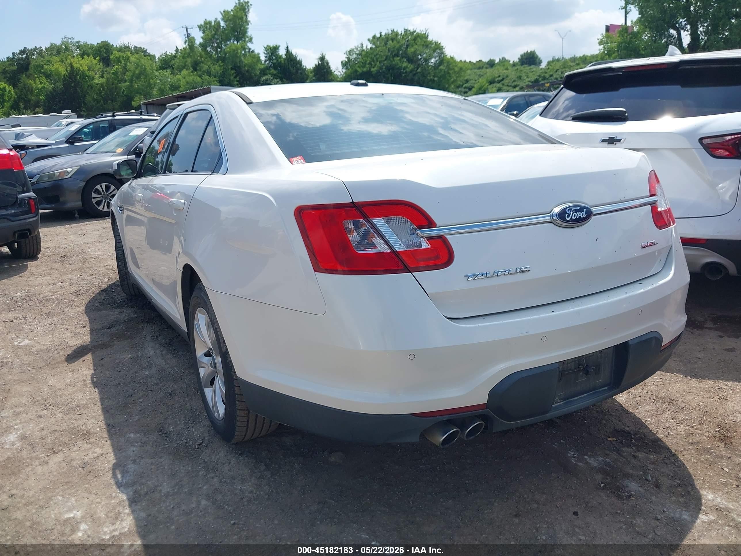 2010 Ford Taurus Sel White vin: 1FAHP2EW3AG118176
