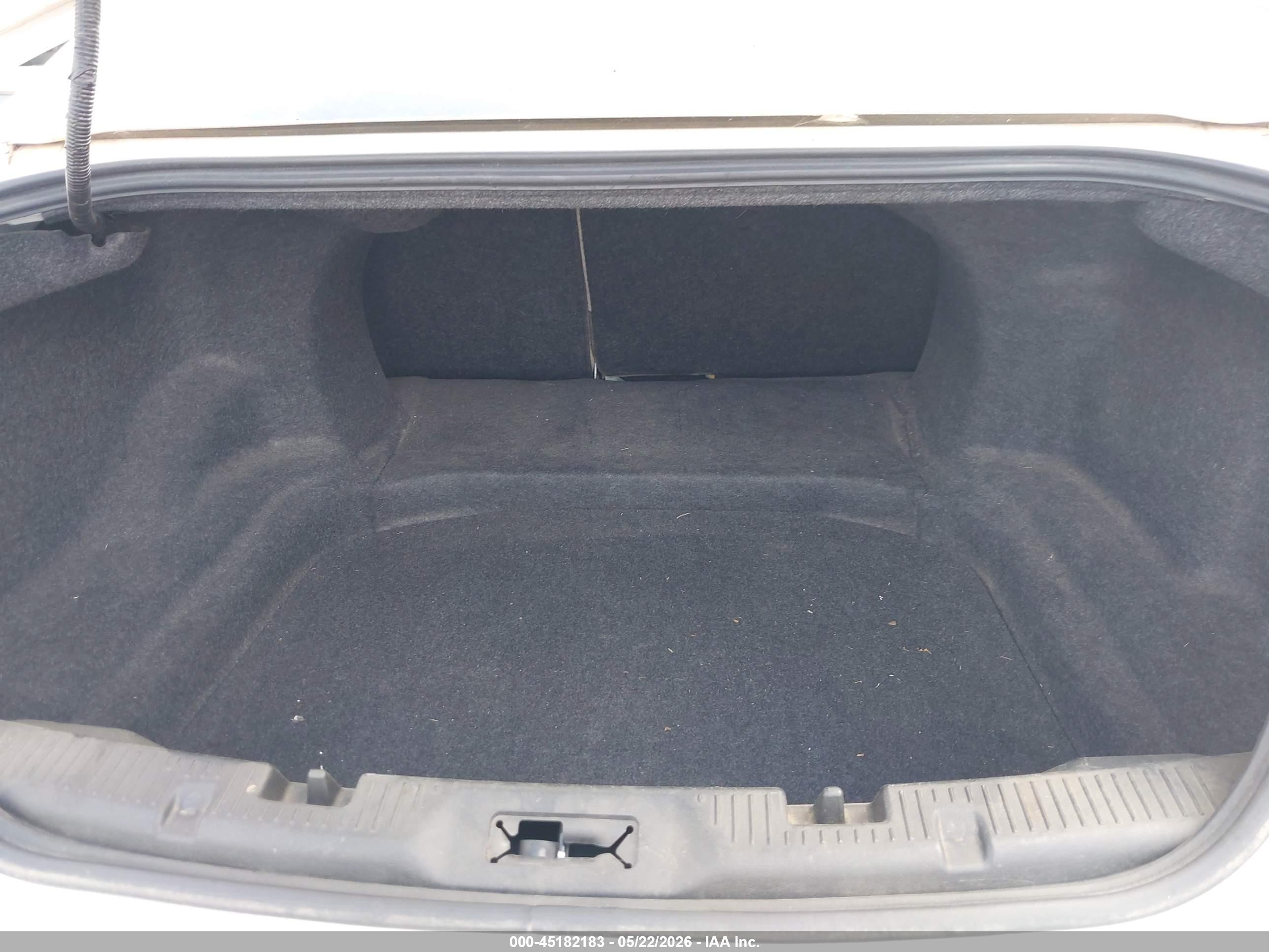 2010 Ford Taurus Sel White vin: 1FAHP2EW3AG118176