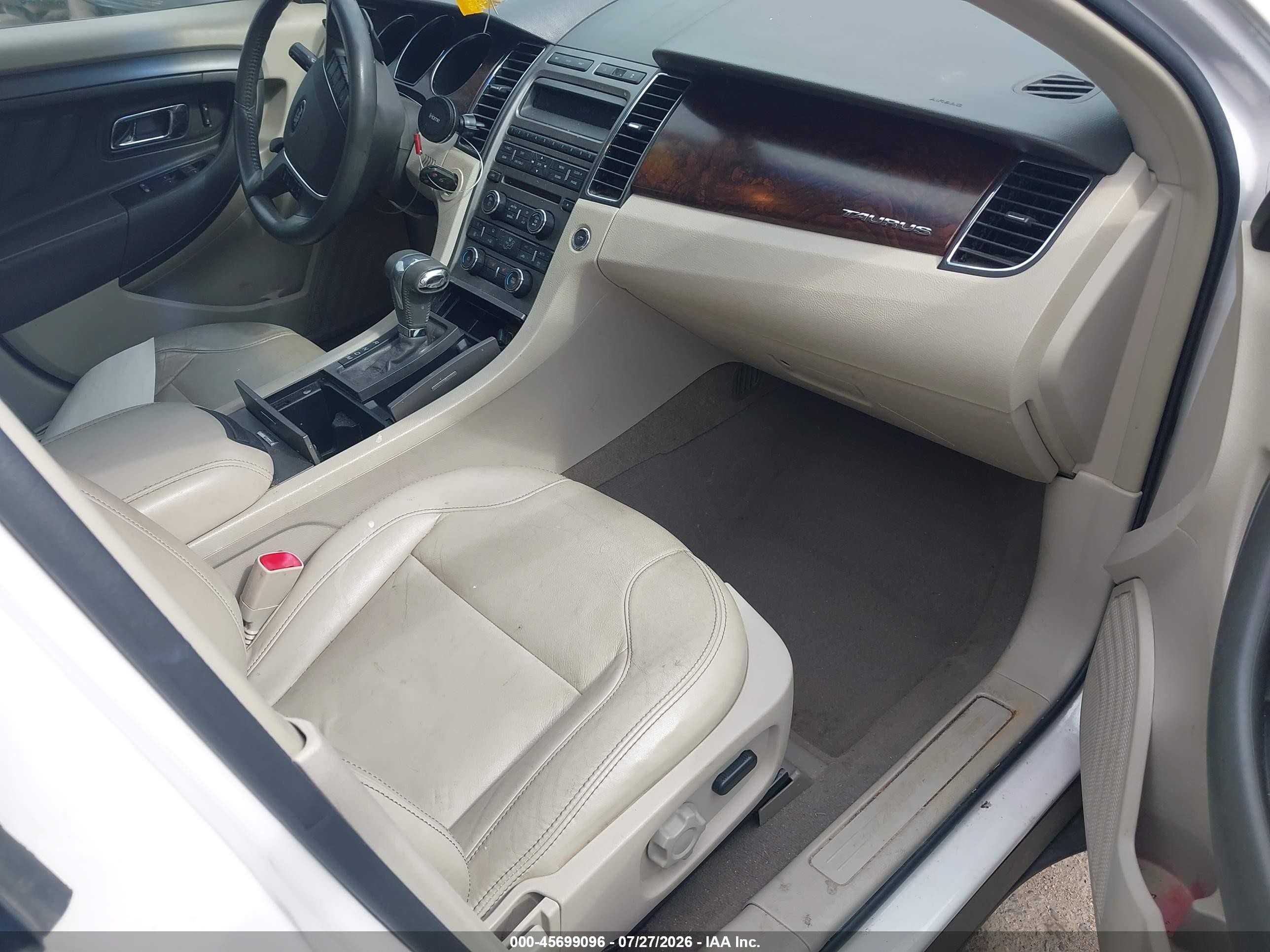 2010 Ford Taurus Sel White vin: 1FAHP2EW3AG125693