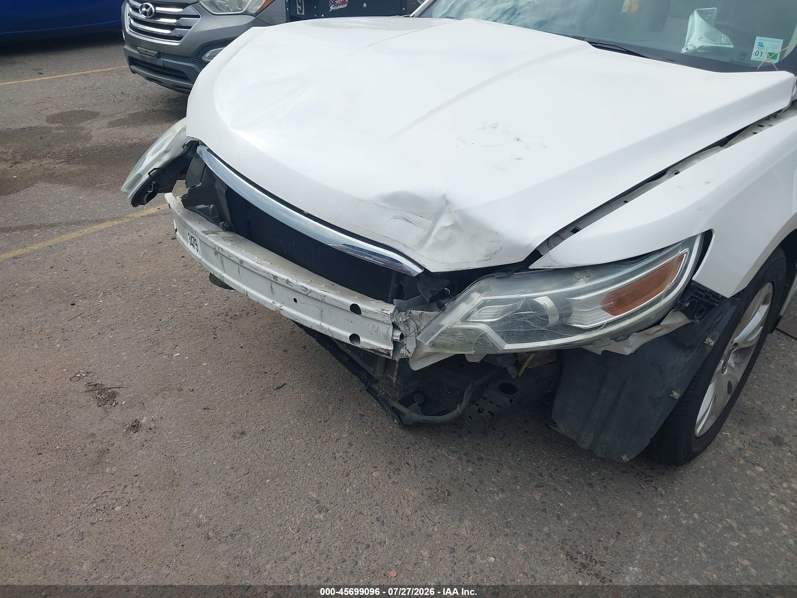 2010 Ford Taurus Sel White vin: 1FAHP2EW3AG125693