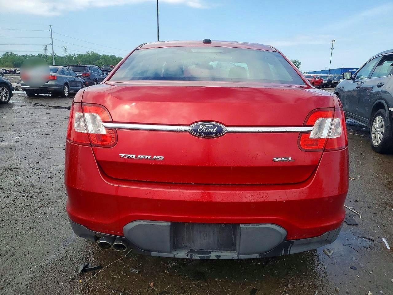 2010 Ford Taurus Sel Red vin: 1FAHP2EW3AG151873