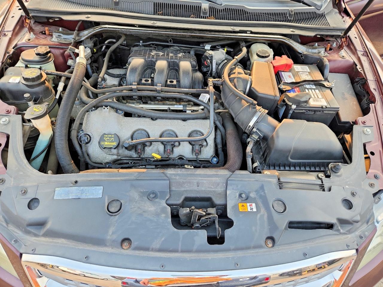 2011 Ford Taurus Sel Burgundy vin: 1FAHP2EW3BG105428