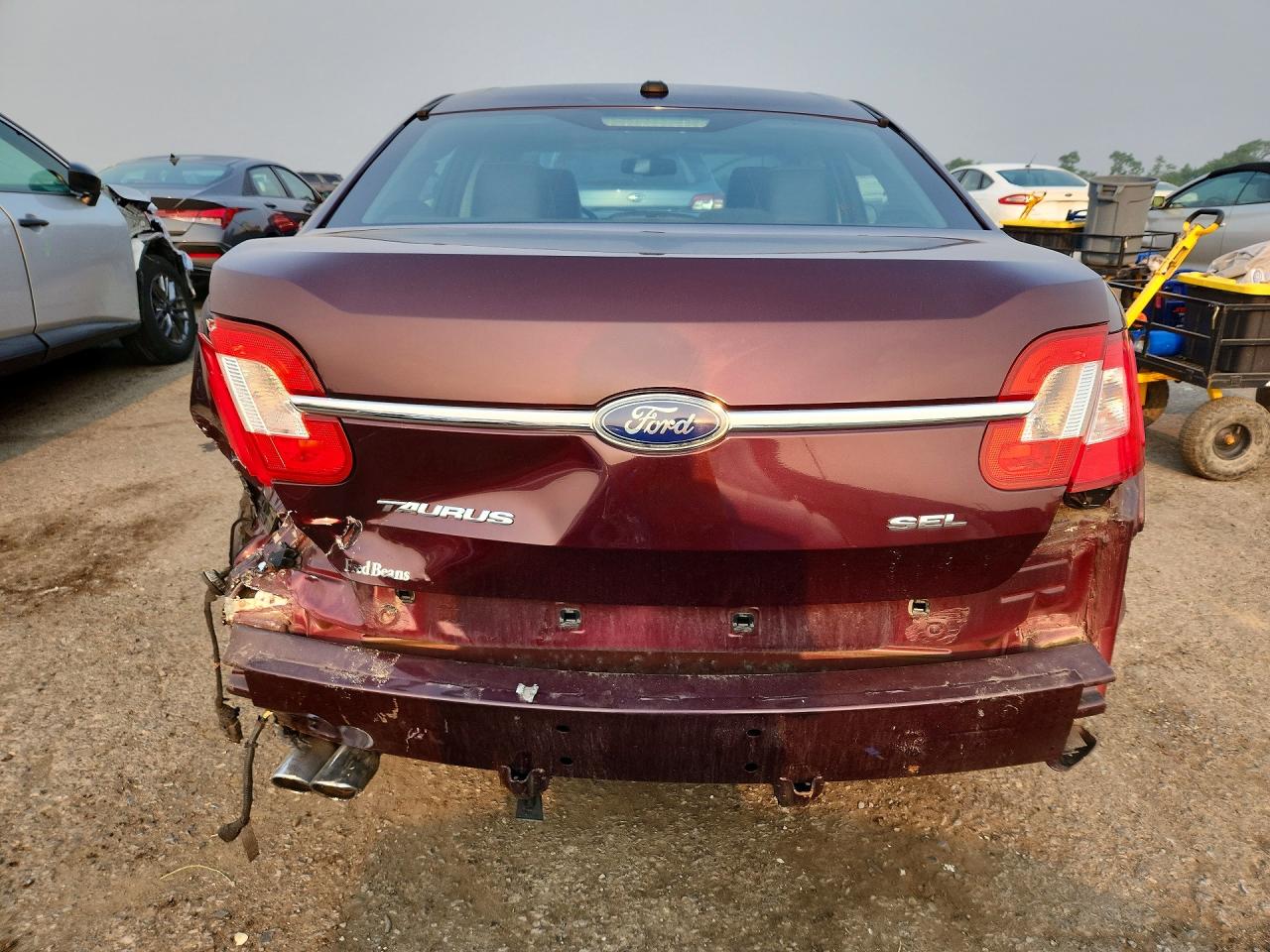 2011 Ford Taurus Sel Burgundy vin: 1FAHP2EW3BG105428