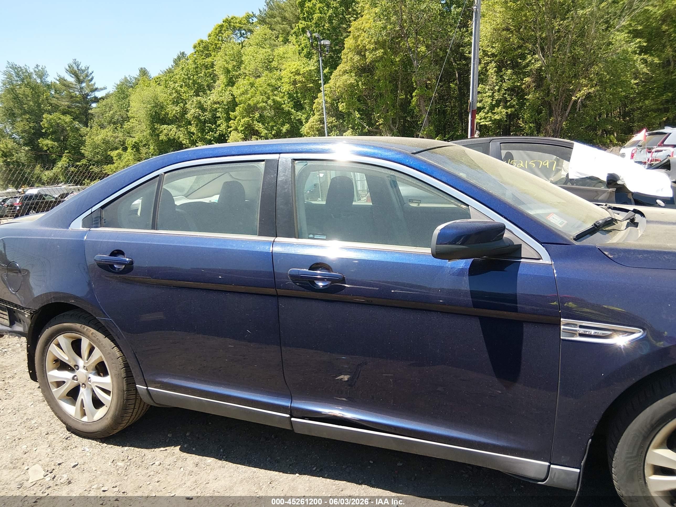 2011 Ford Taurus Sel Dark Blue vin: 1FAHP2EW3BG108510