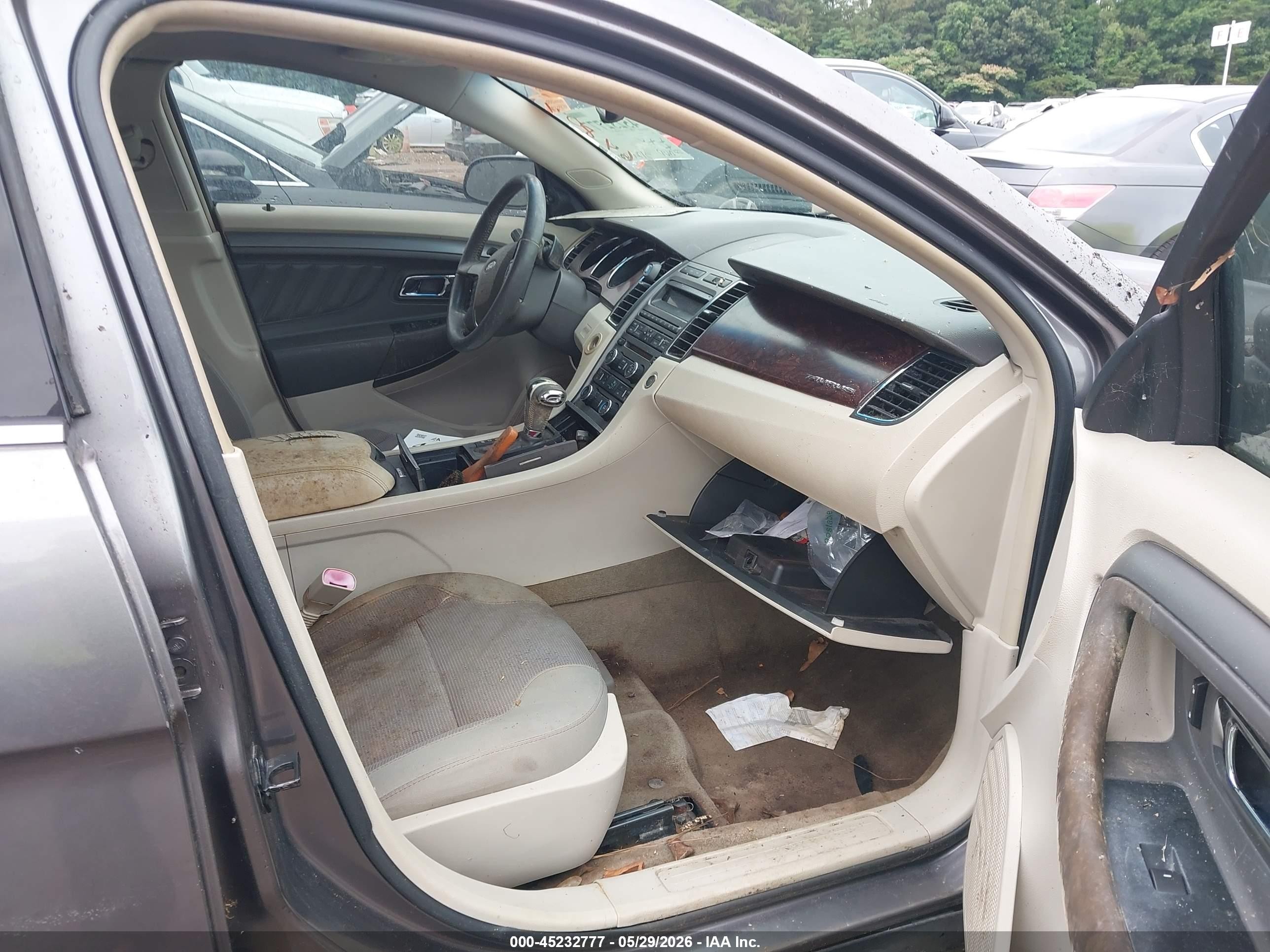 2011 Ford Taurus Sel Серый vin: 1FAHP2EW3BG164804