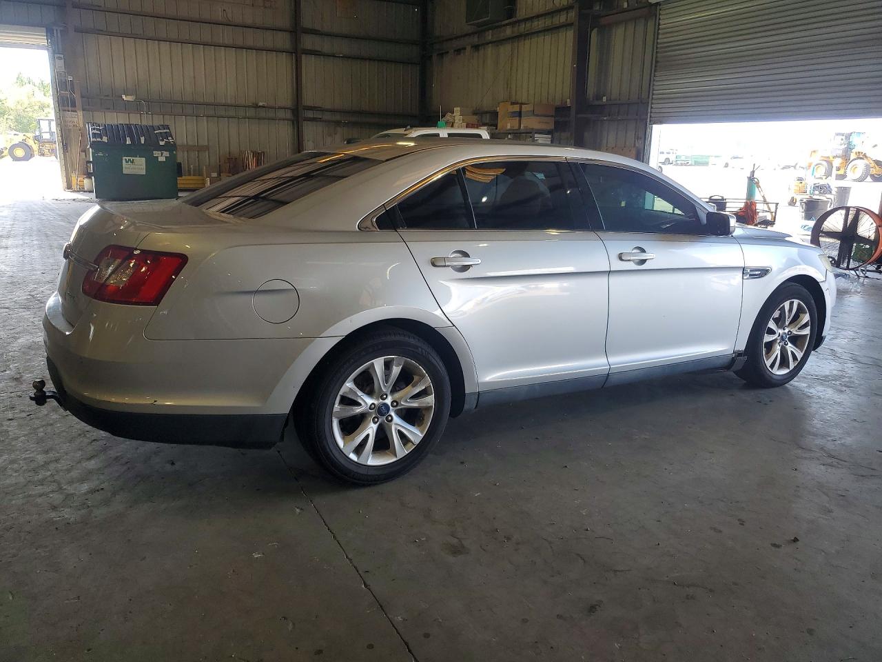 2011 Ford Taurus Sel Silver vin: 1FAHP2EW3BG188603