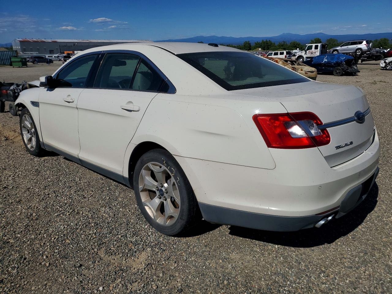 2010 Ford Taurus Sel White vin: 1FAHP2EW4AG107977