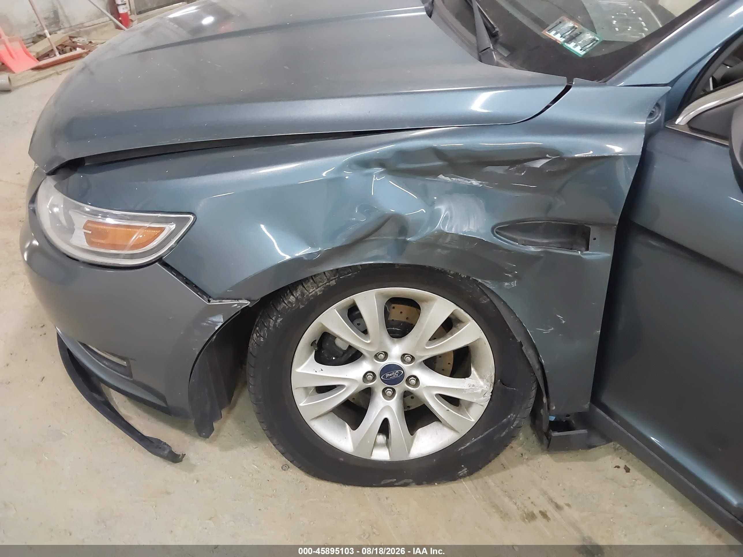 2010 Ford Taurus Sel Серый vin: 1FAHP2EW4AG111298