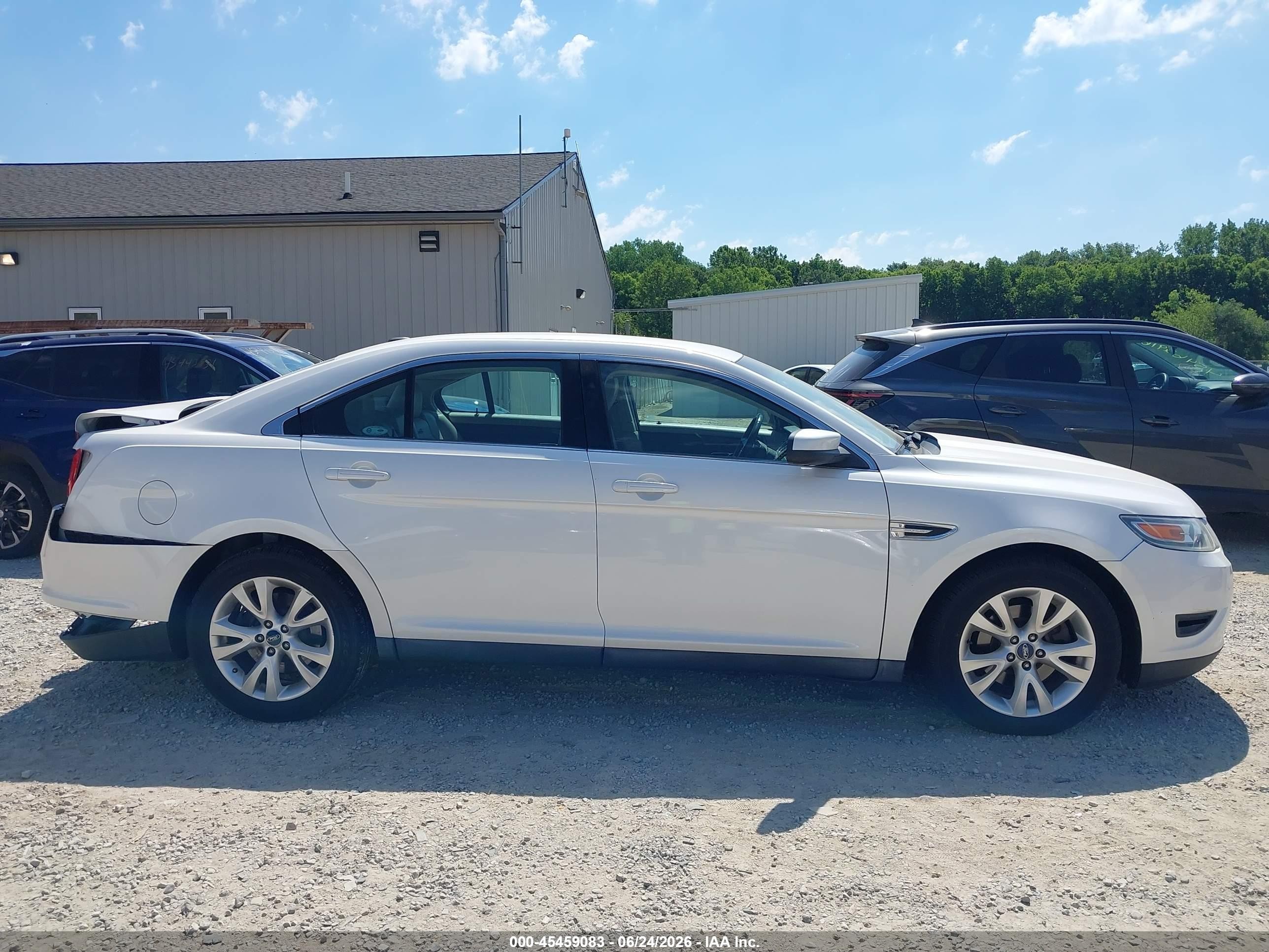 2010 Ford Taurus Sel White vin: 1FAHP2EW4AG140607