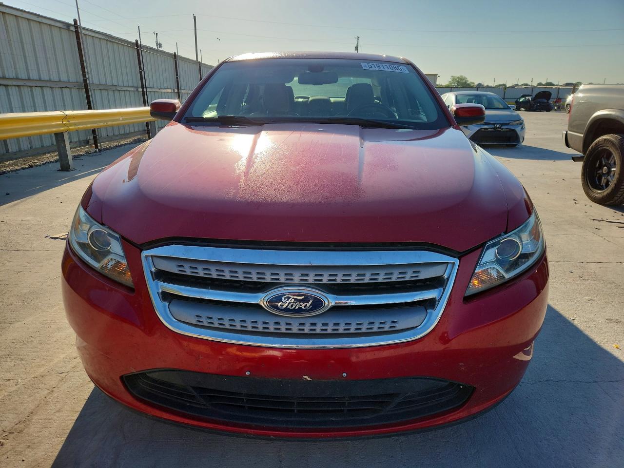2011 Ford Taurus Sel Burgundy vin: 1FAHP2EW4BG136204