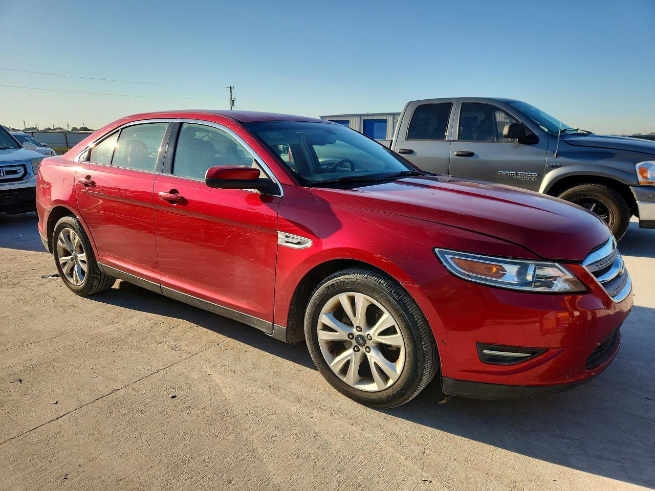 2011 Ford Taurus Sel Burgundy vin: 1FAHP2EW4BG136204