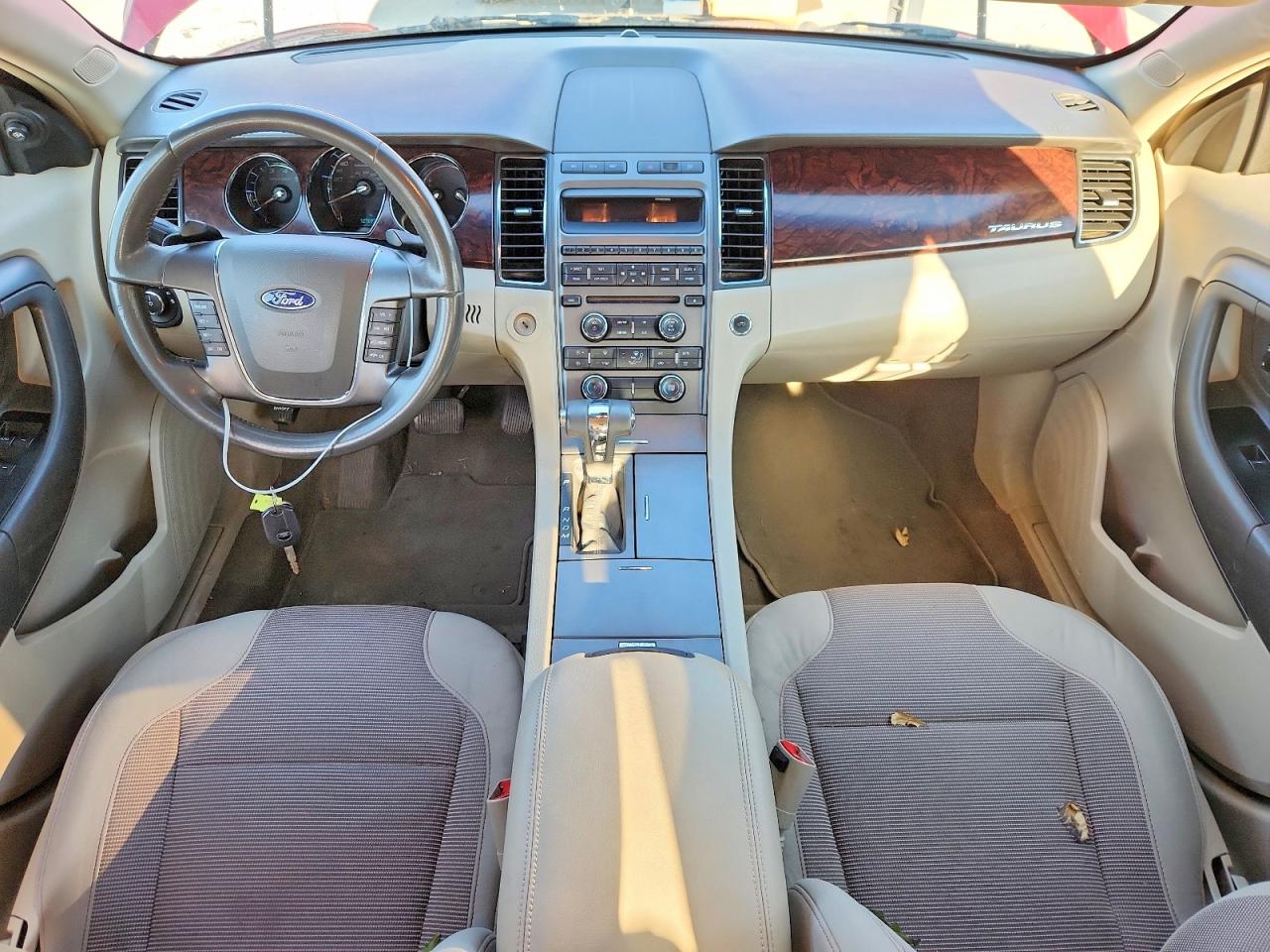 2011 Ford Taurus Sel Burgundy vin: 1FAHP2EW4BG136204