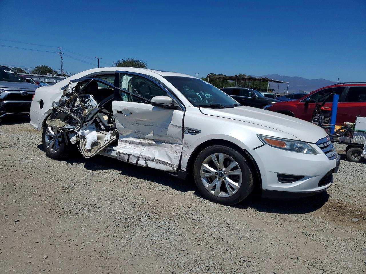 2012 Ford Taurus Sel White vin: 1FAHP2EW4CG103043
