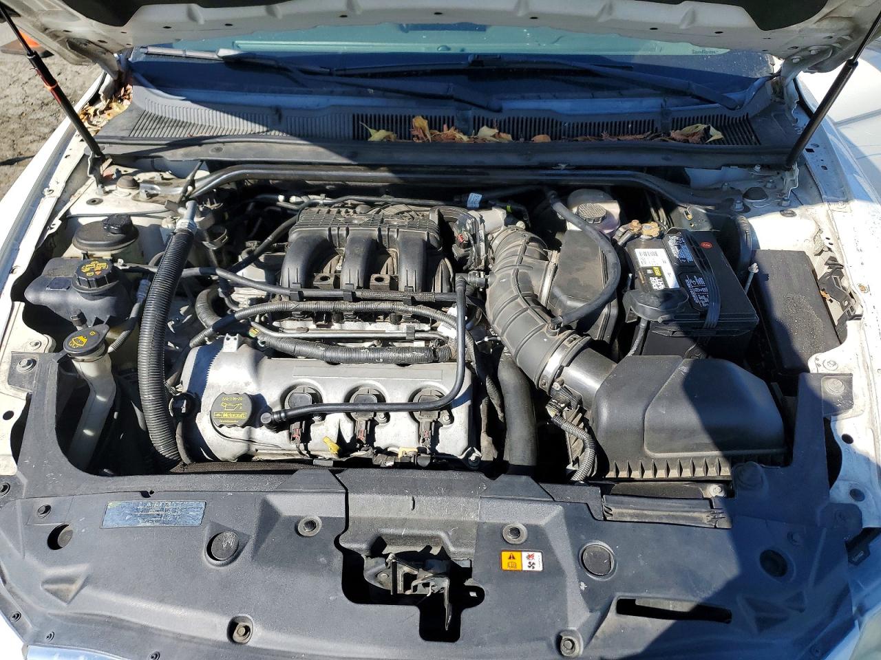 2010 Ford Taurus Sel White vin: 1FAHP2EW5AG158260