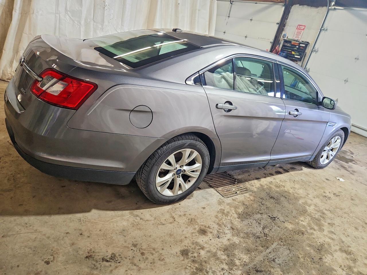 2012 Ford Taurus Sel Gray vin: 1FAHP2EW5CG129019