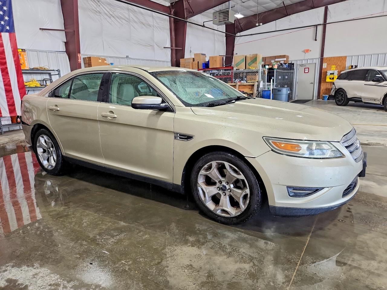 2010 Ford Taurus Sel Gold vin: 1FAHP2EW6AG153584