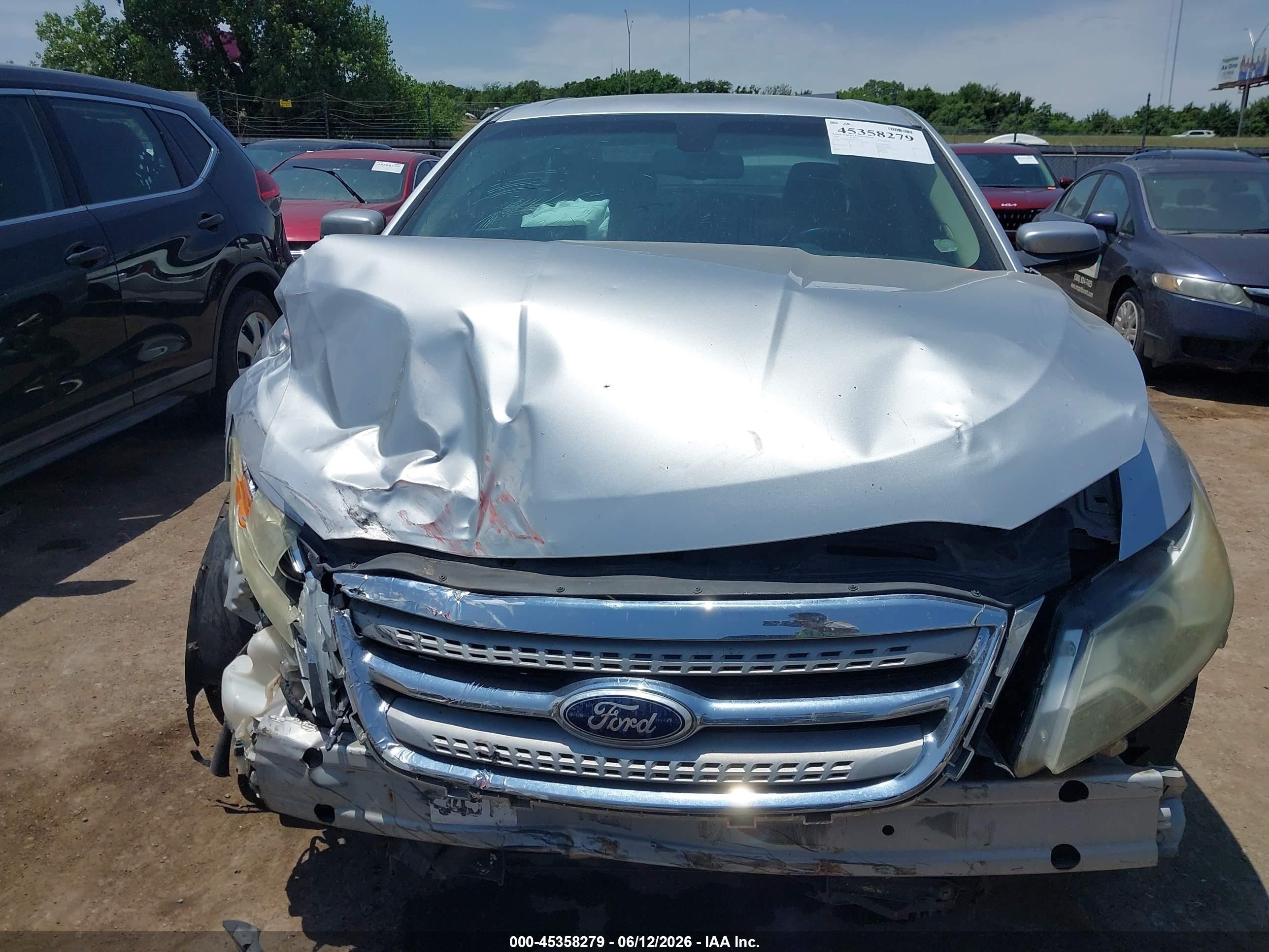 2010 Ford Taurus Sel Серебряный vin: 1FAHP2EW6AG165556