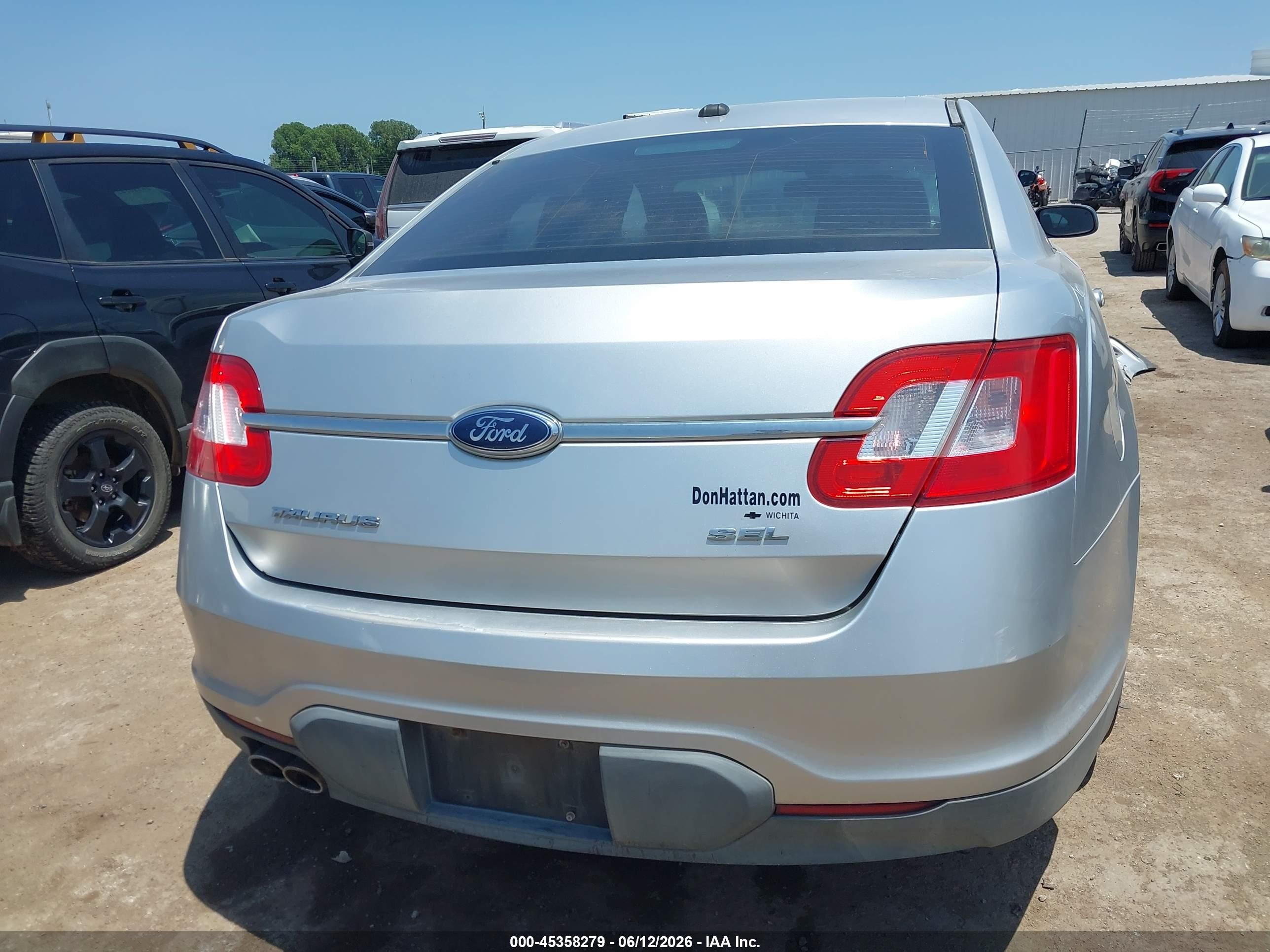2010 Ford Taurus Sel Серебряный vin: 1FAHP2EW6AG165556
