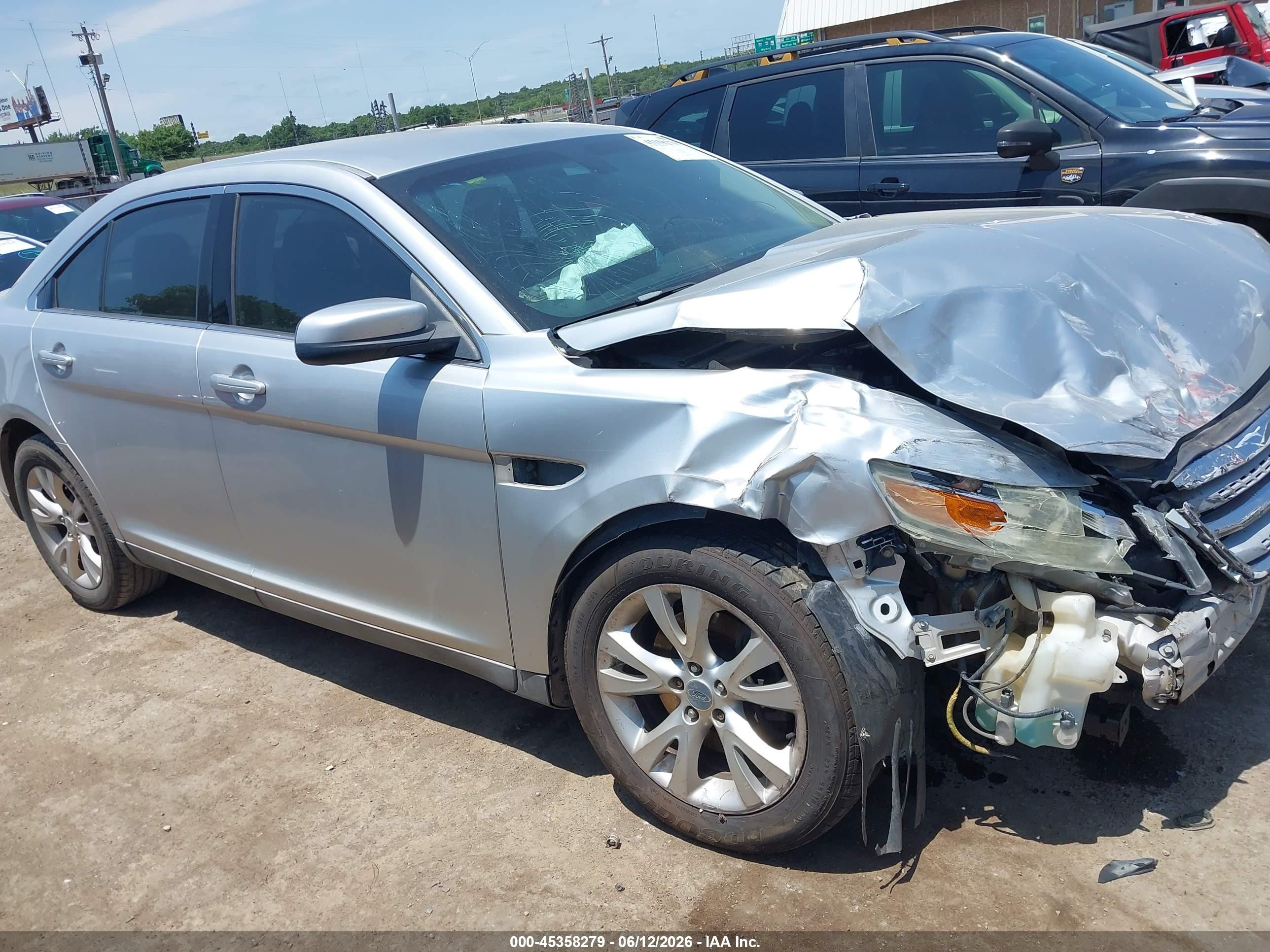 2010 Ford Taurus Sel Серебряный vin: 1FAHP2EW6AG165556