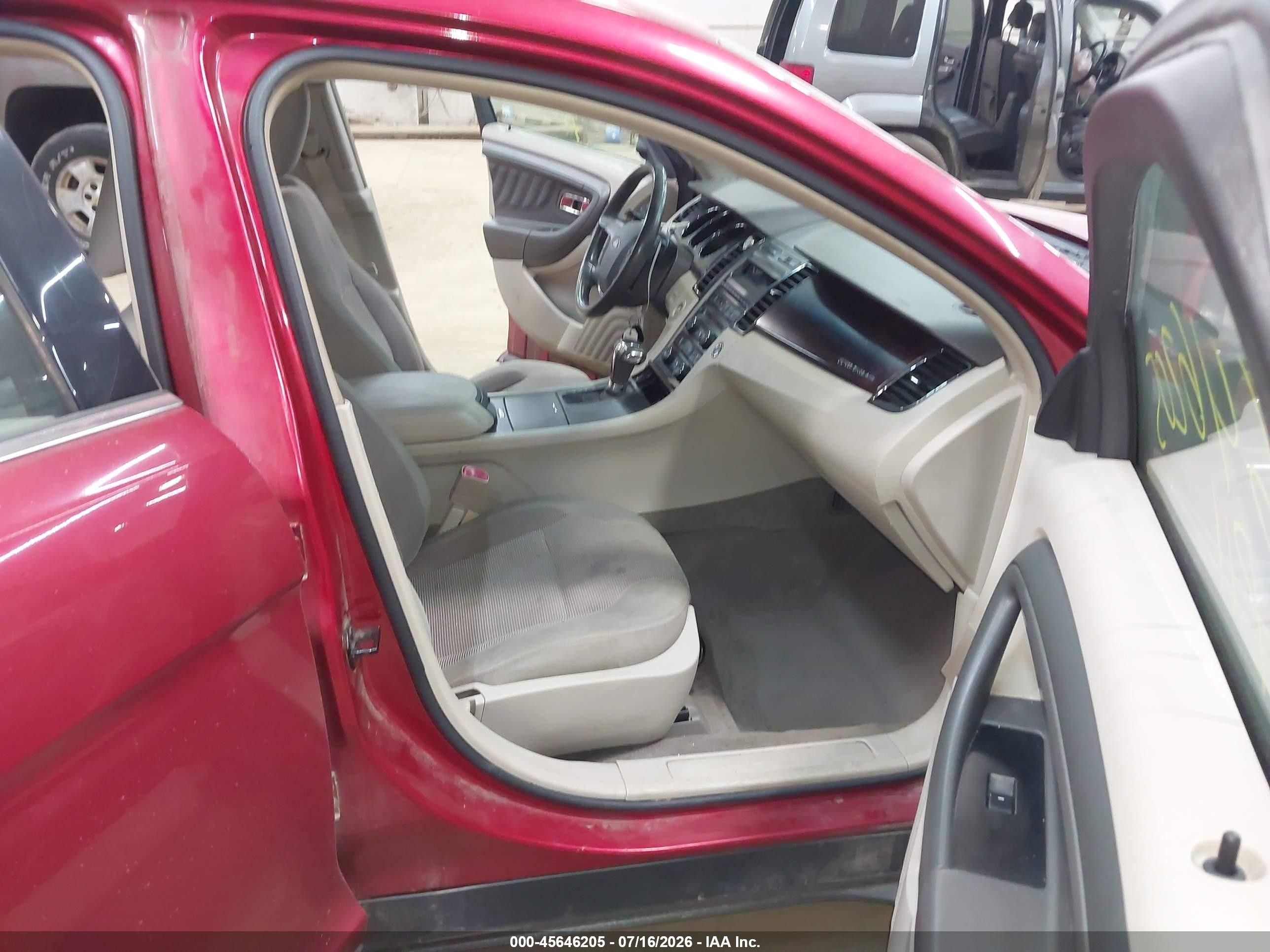 2011 Ford Taurus Sel Red vin: 1FAHP2EW6BG119596