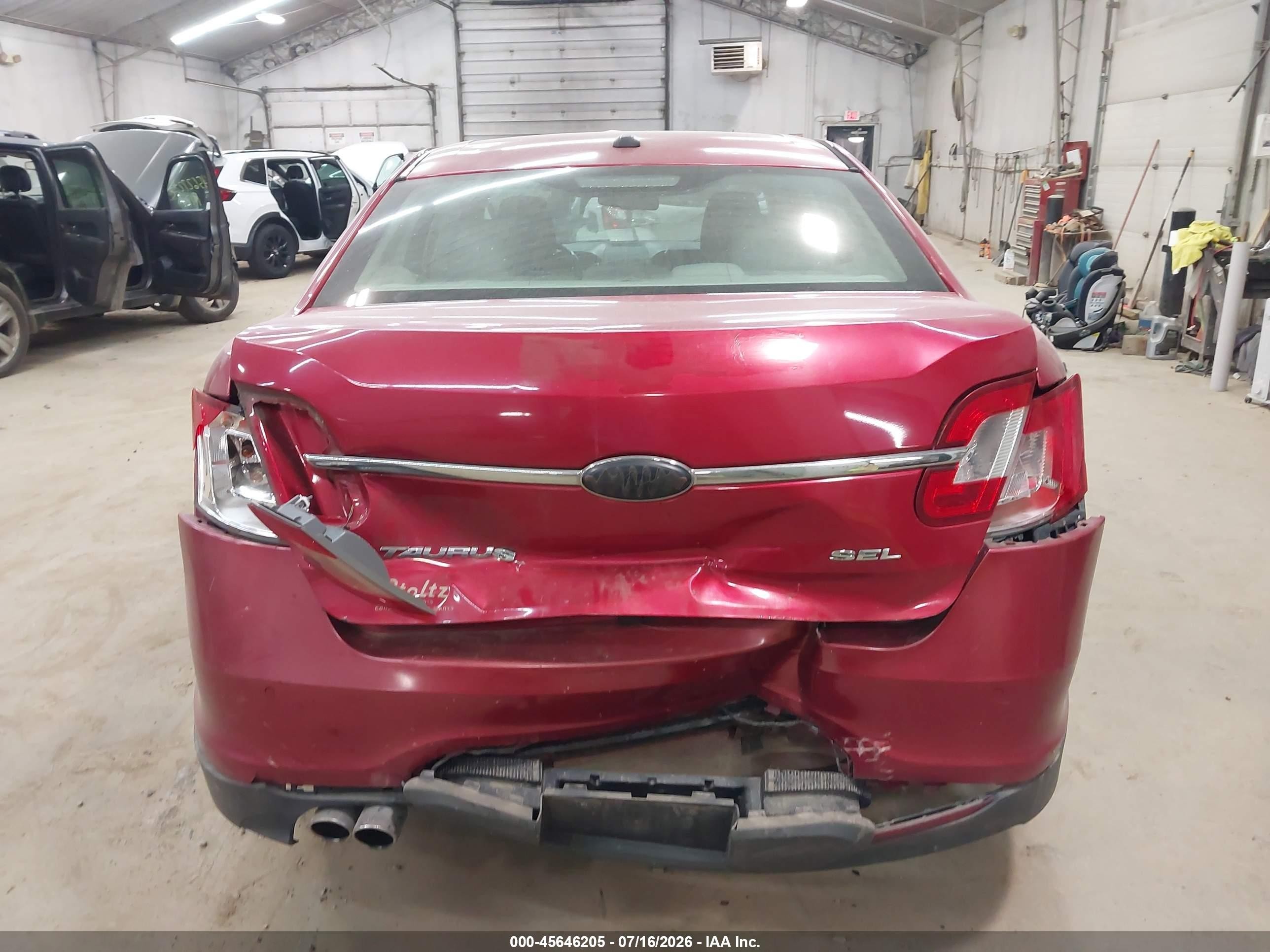 2011 Ford Taurus Sel Red vin: 1FAHP2EW6BG119596