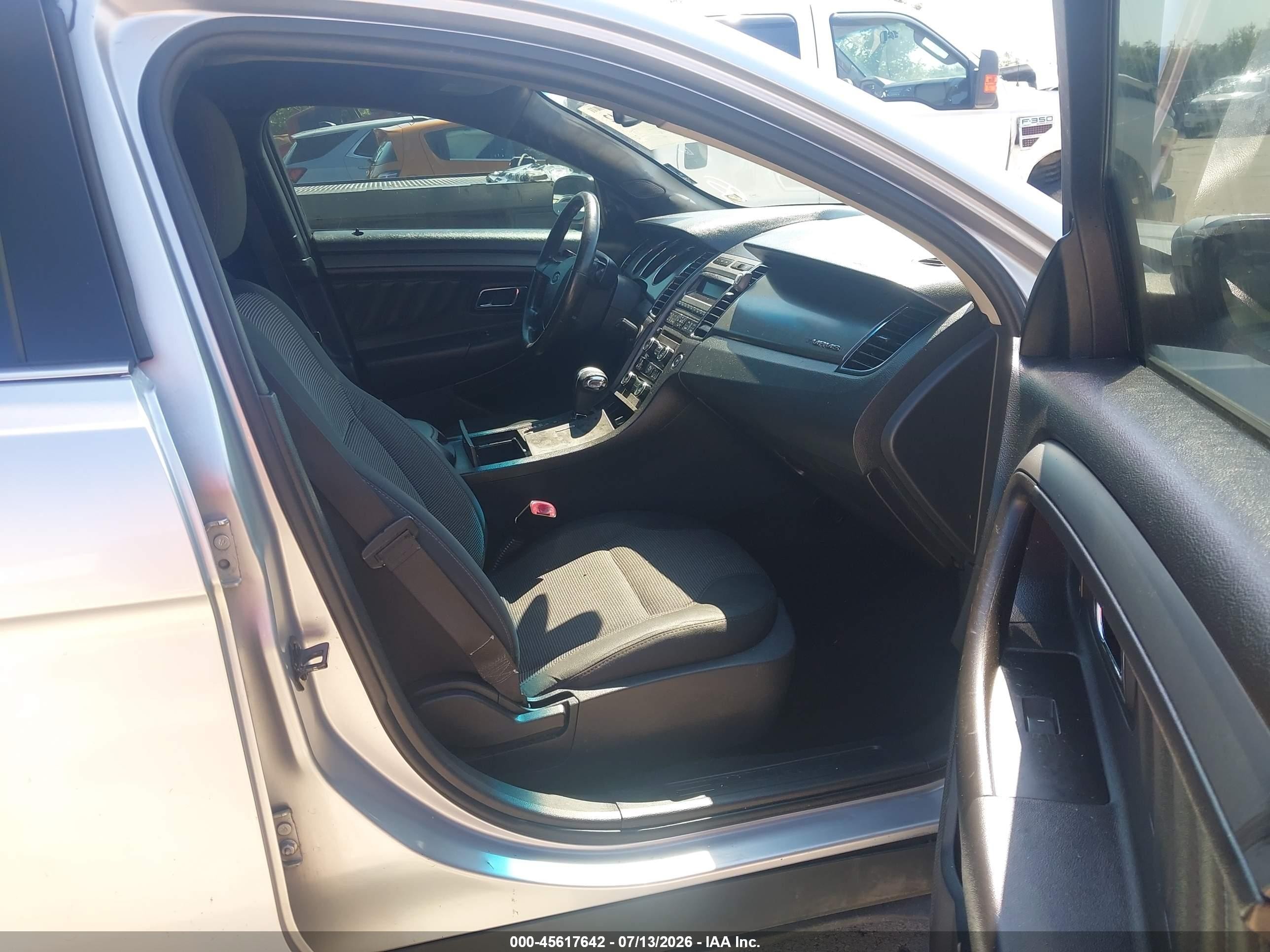 2011 Ford Taurus Sel Серебряный vin: 1FAHP2EW6BG158950