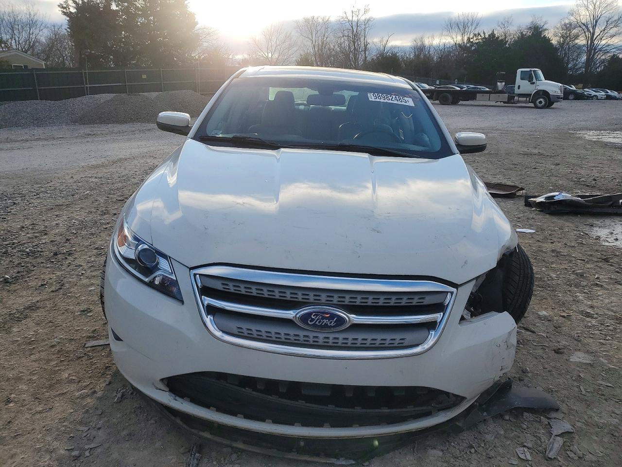 2011 Ford Taurus Sel White vin: 1FAHP2EW6BG188420