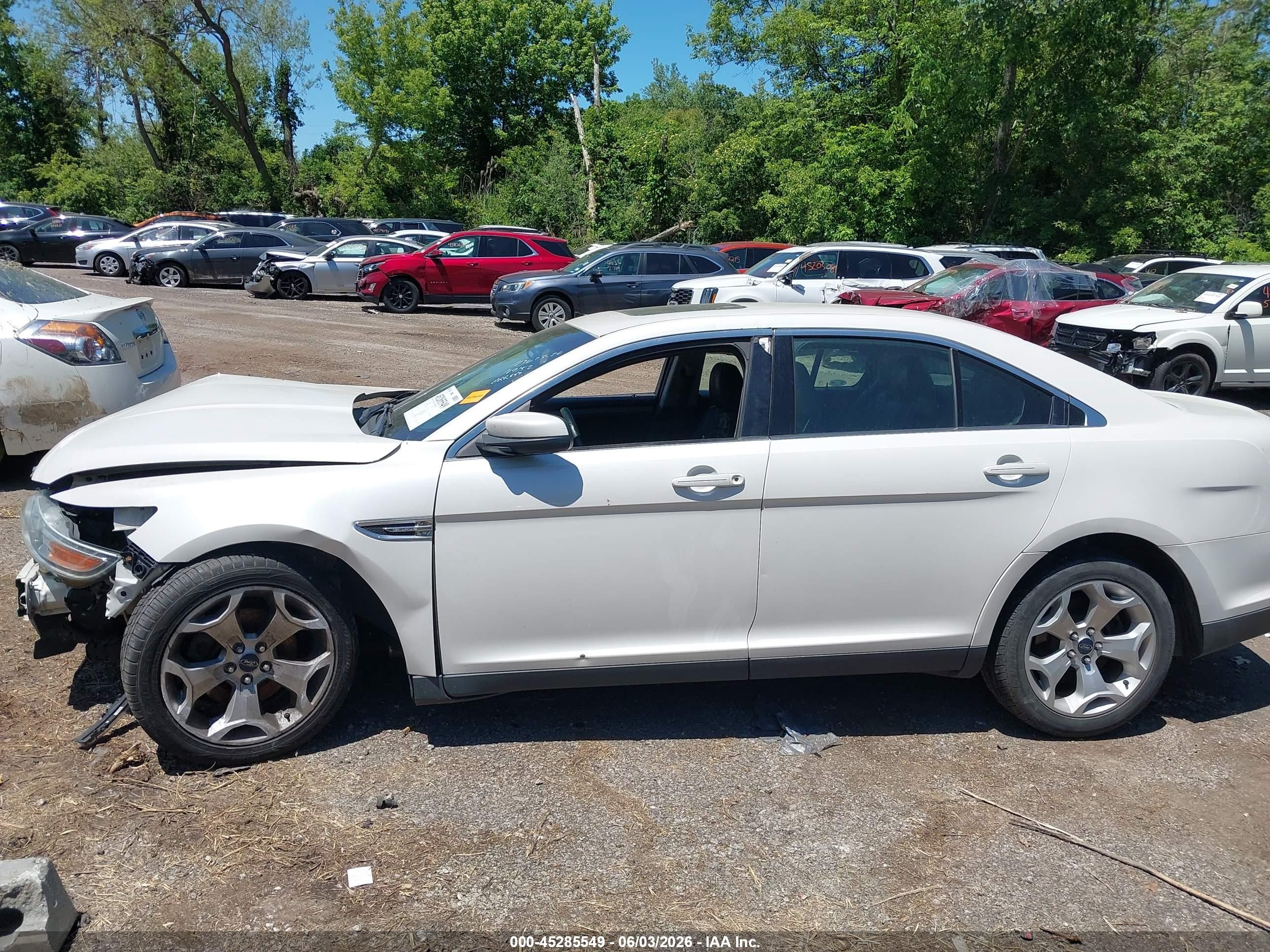 2012 Ford Taurus Sel White vin: 1FAHP2EW6CG109152