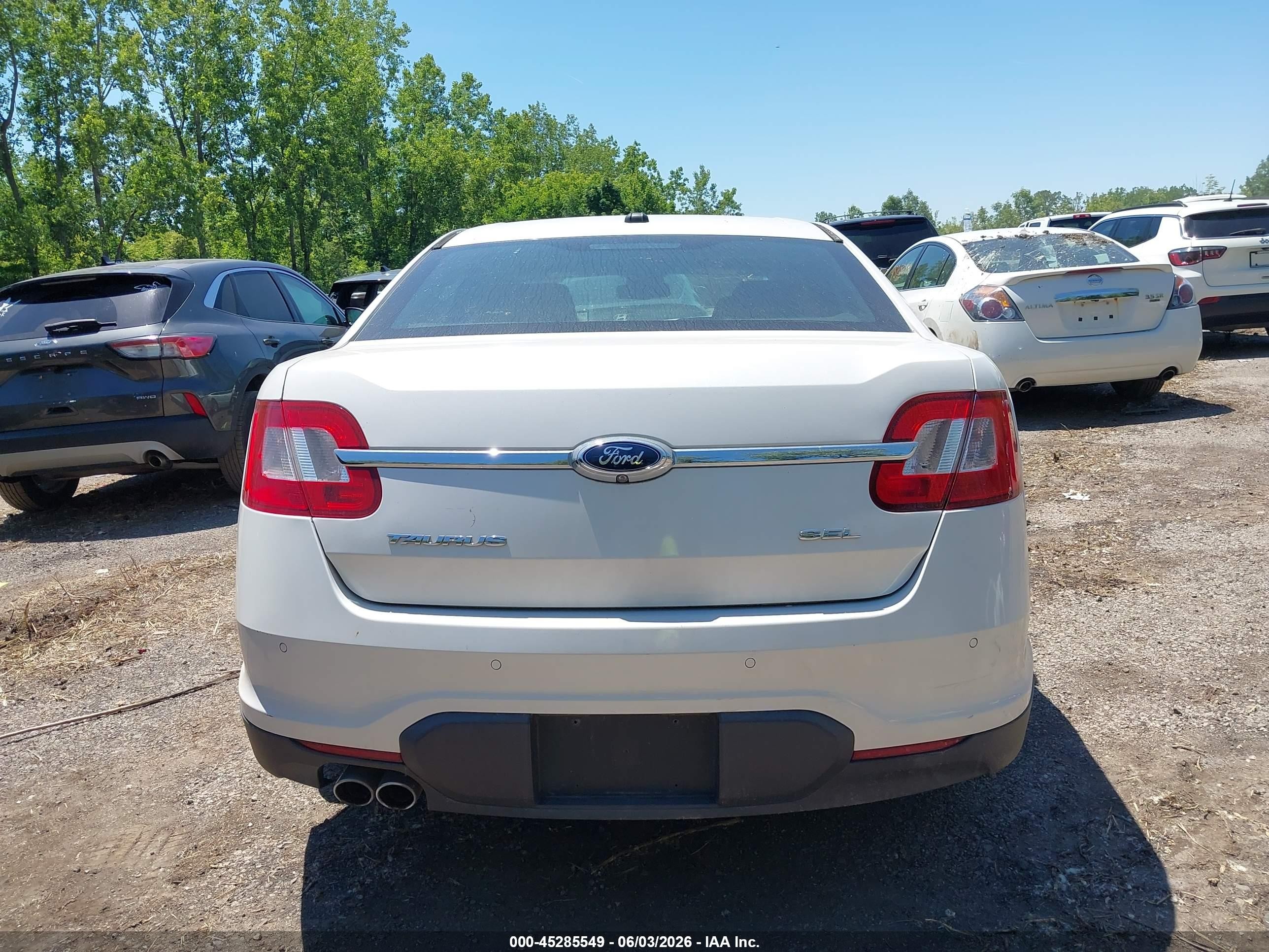 2012 Ford Taurus Sel White vin: 1FAHP2EW6CG109152