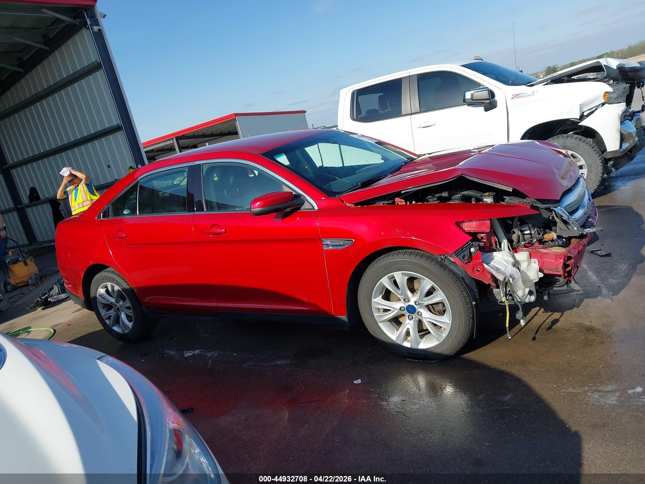 2012 Ford Taurus Sel Red vin: 1FAHP2EW6CG134777