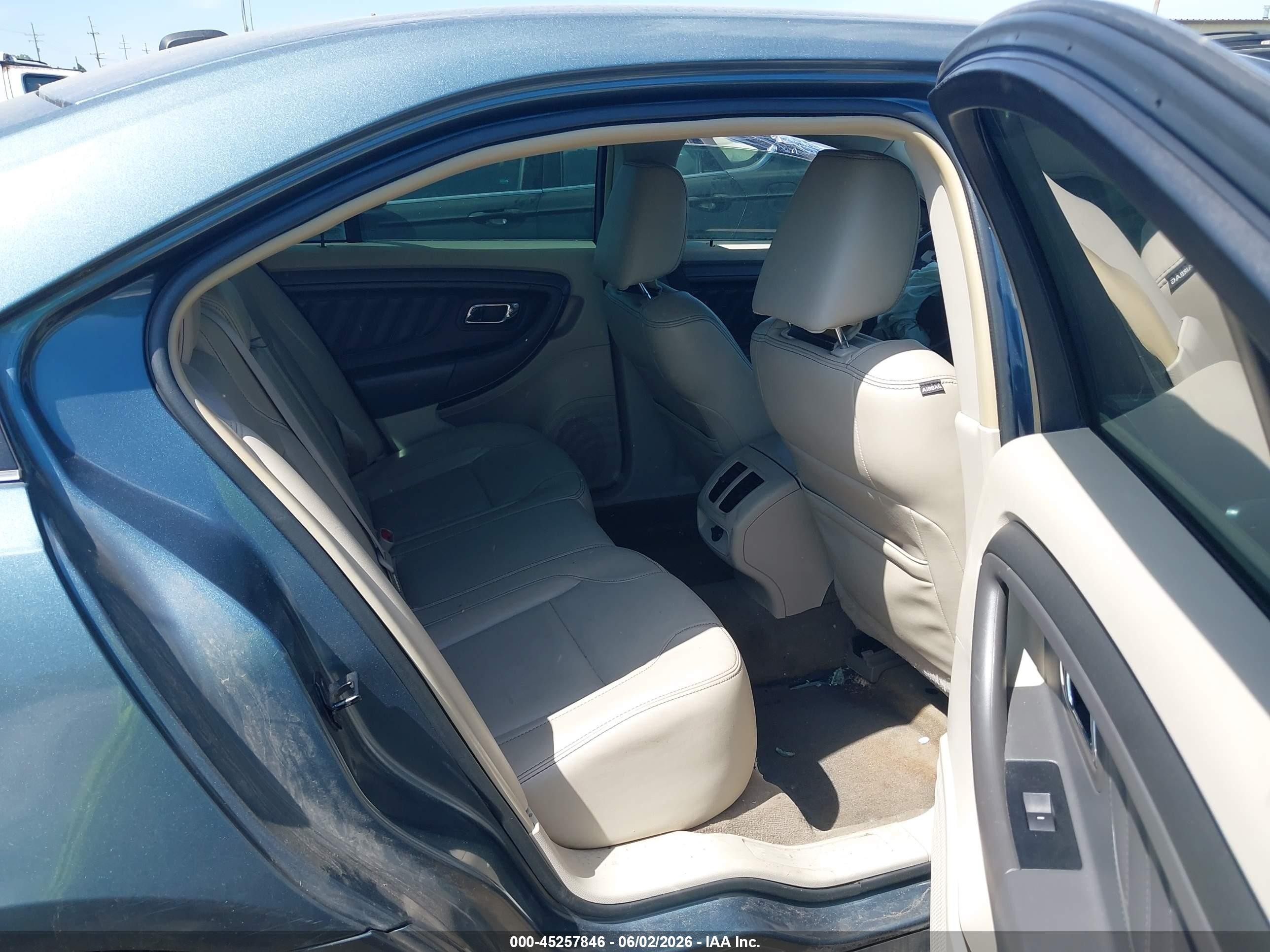 2010 Ford Taurus Sel Blue vin: 1FAHP2EW7AG101641