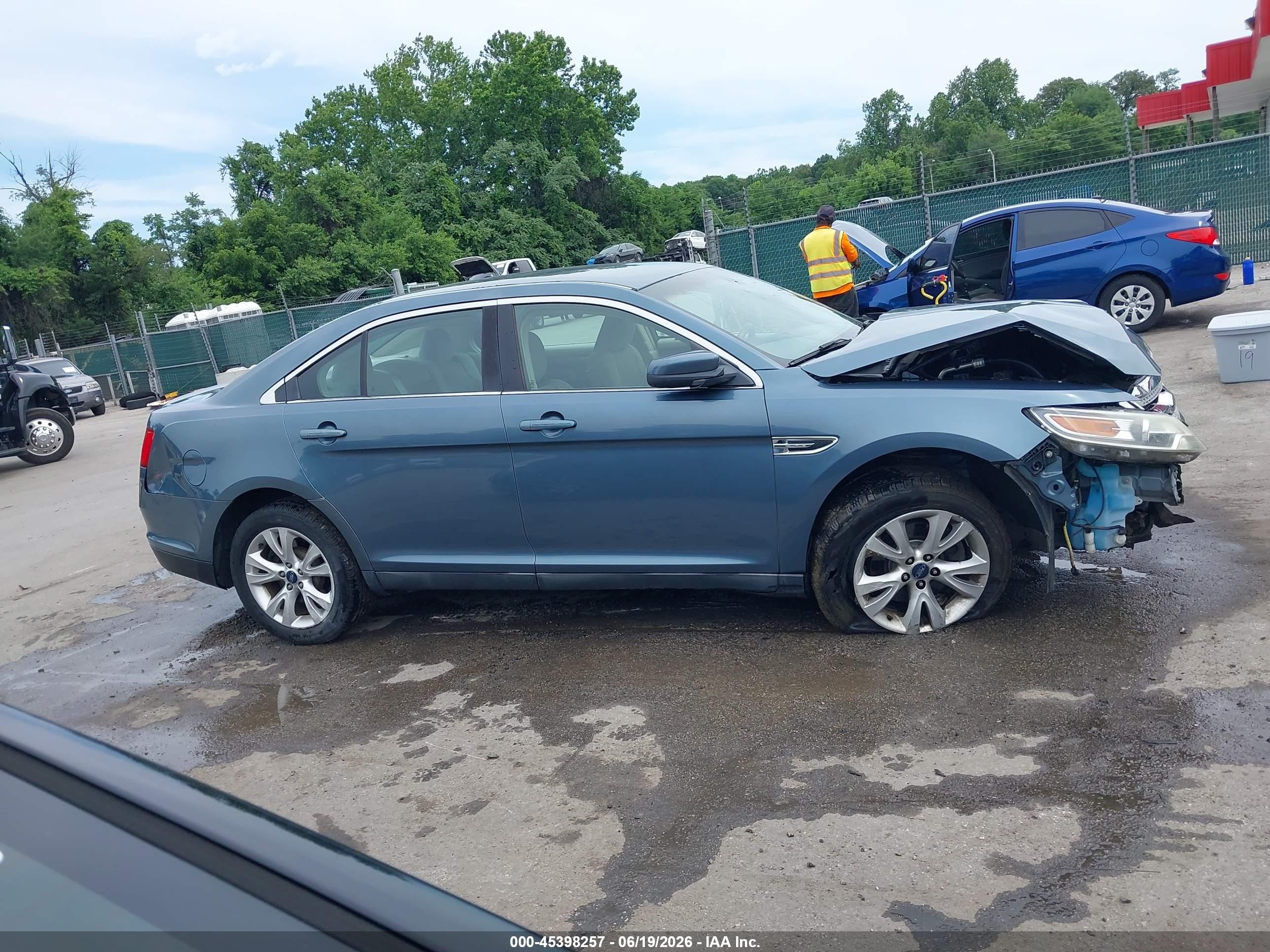 2010 Ford Taurus Sel Blue vin: 1FAHP2EW7AG137376
