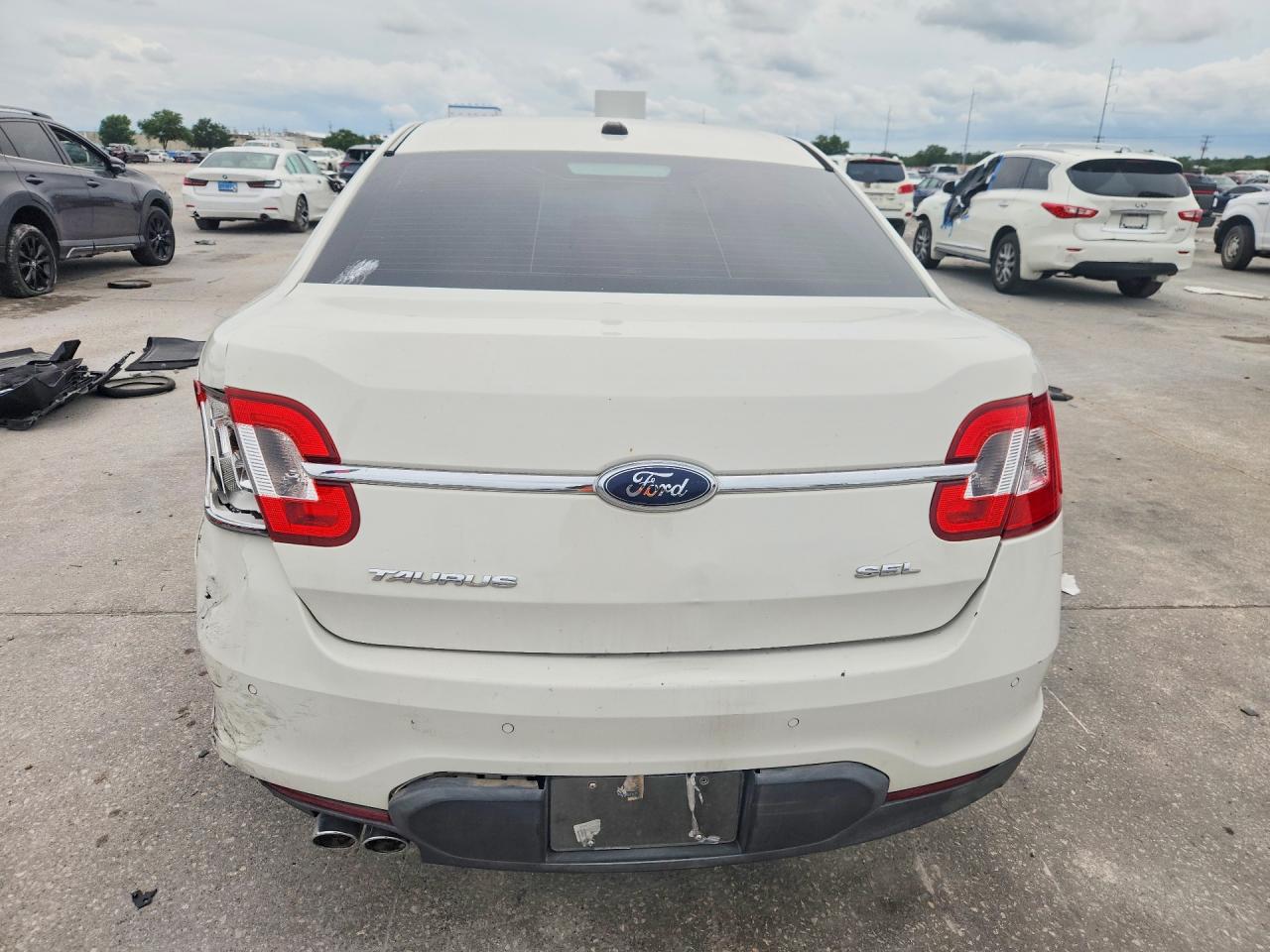 2010 Ford Taurus Sel White vin: 1FAHP2EW7AG159247