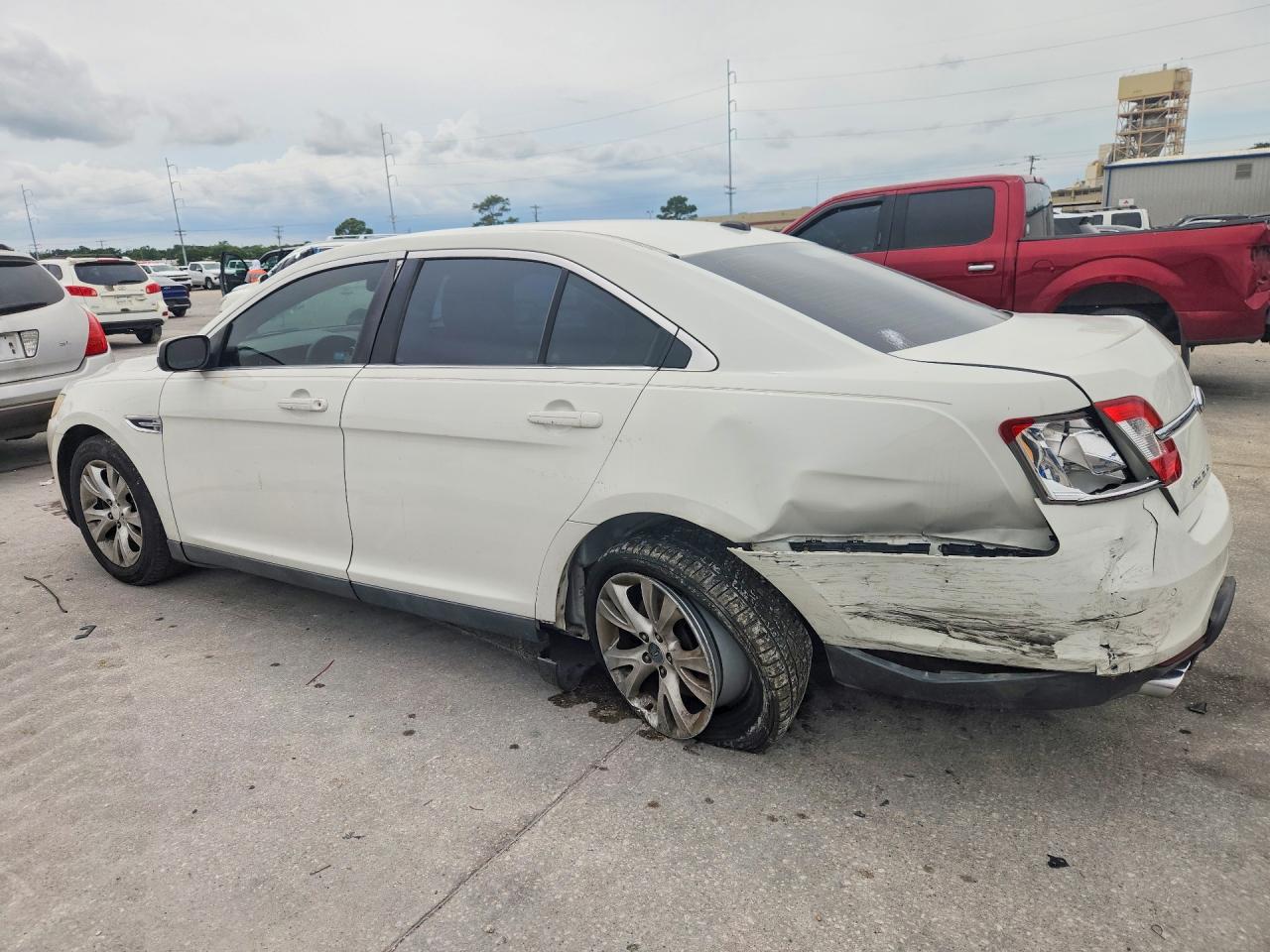 2010 Ford Taurus Sel White vin: 1FAHP2EW7AG159247