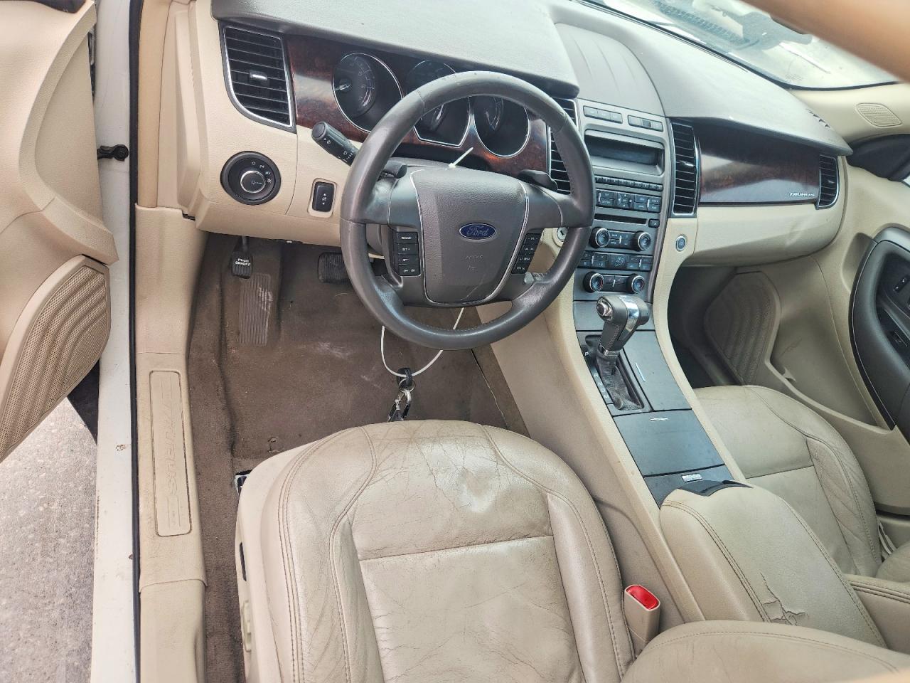 2010 Ford Taurus Sel White vin: 1FAHP2EW7AG159247