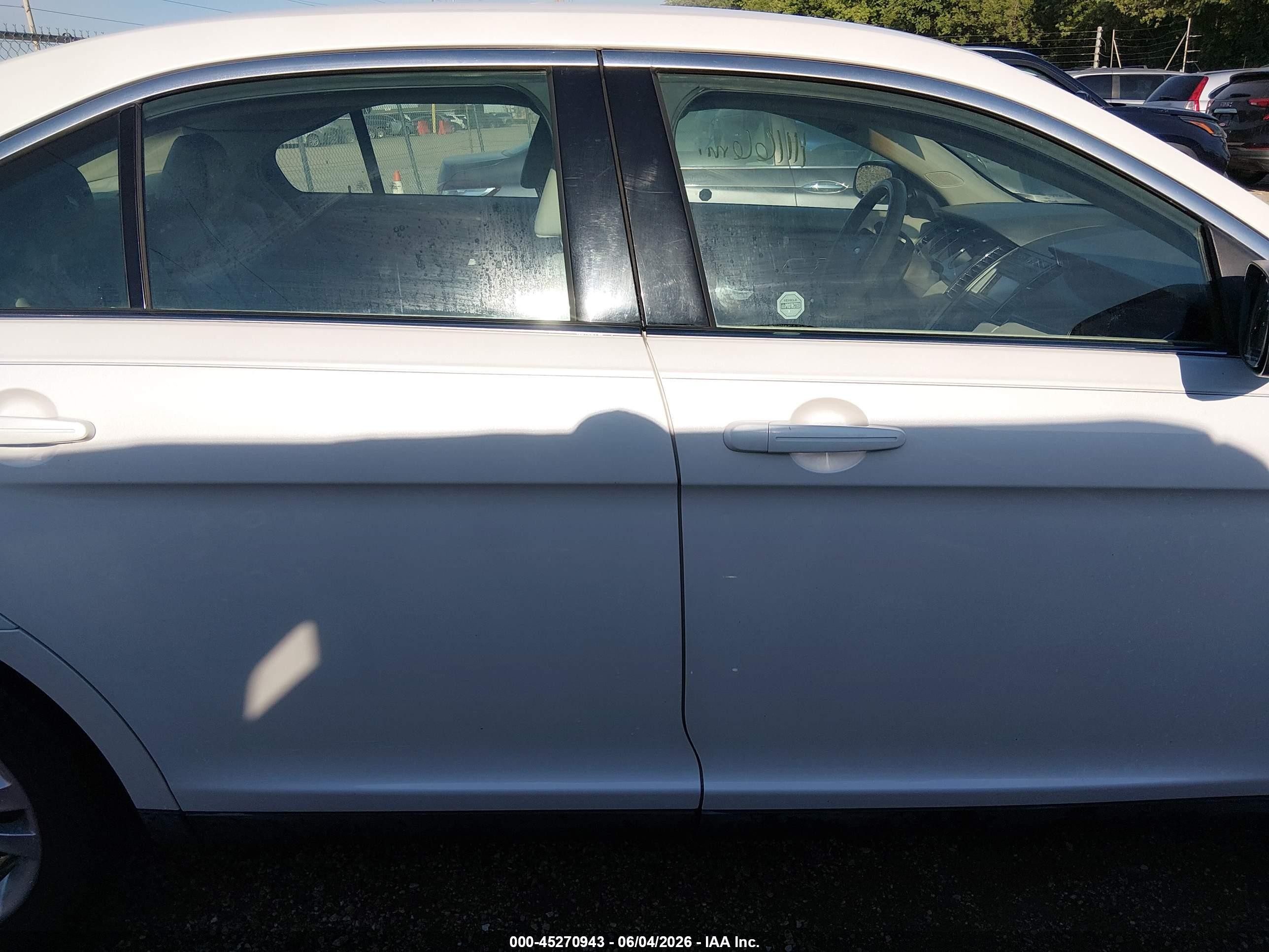 2011 Ford Taurus Sel White vin: 1FAHP2EW7BG165311