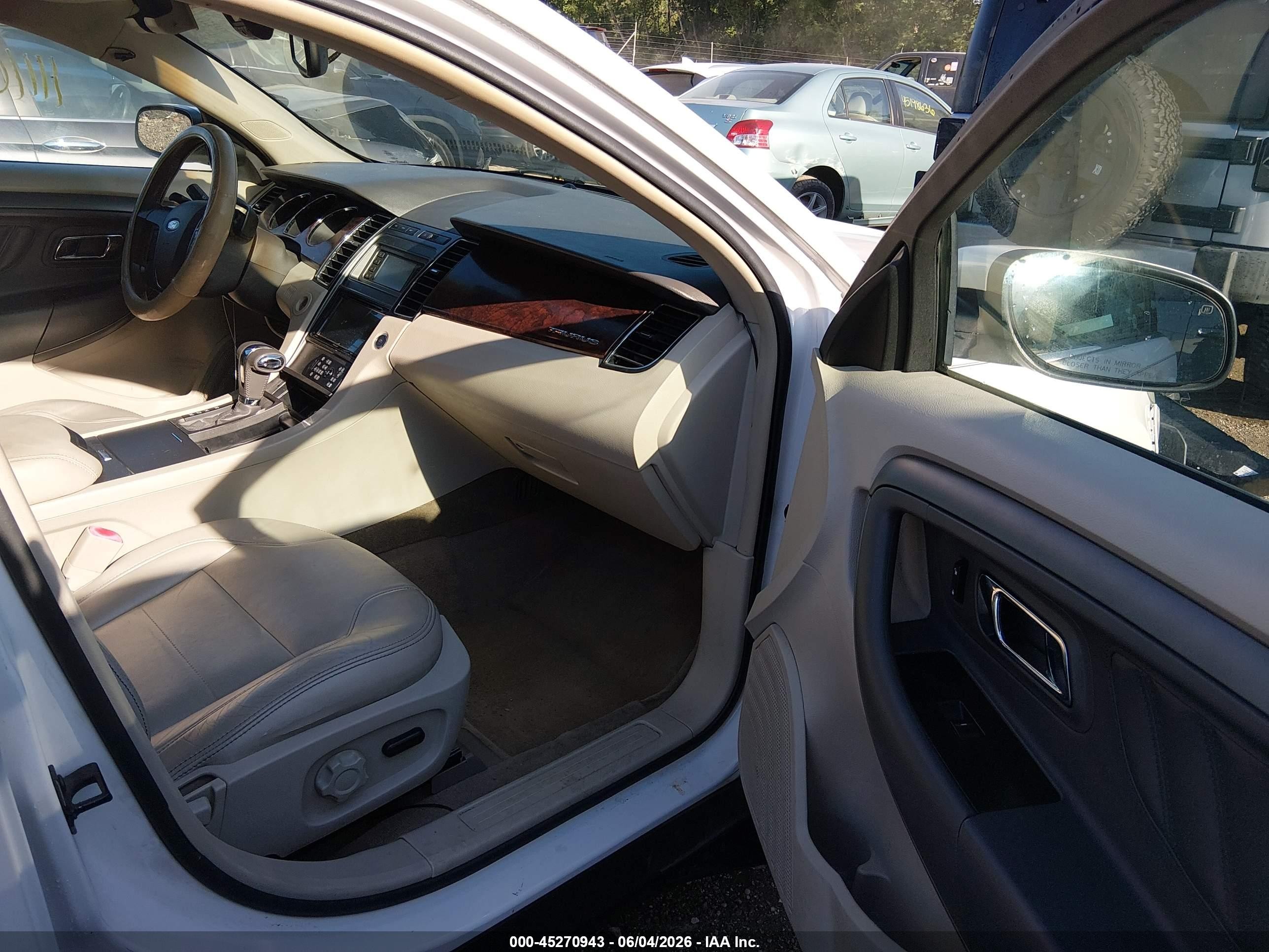2011 Ford Taurus Sel White vin: 1FAHP2EW7BG165311