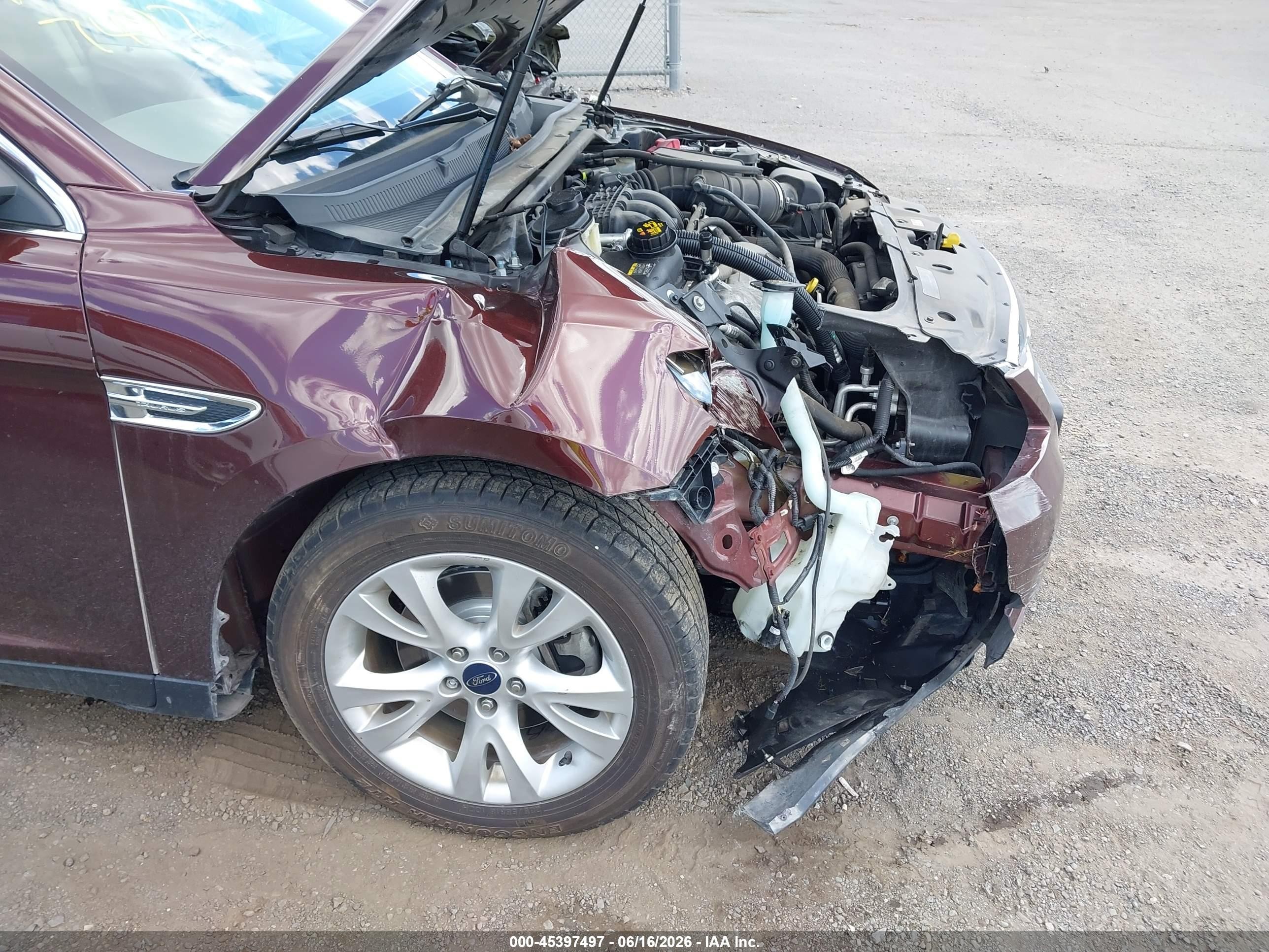 2012 Ford Taurus Sel Maroon vin: 1FAHP2EW7CG102467