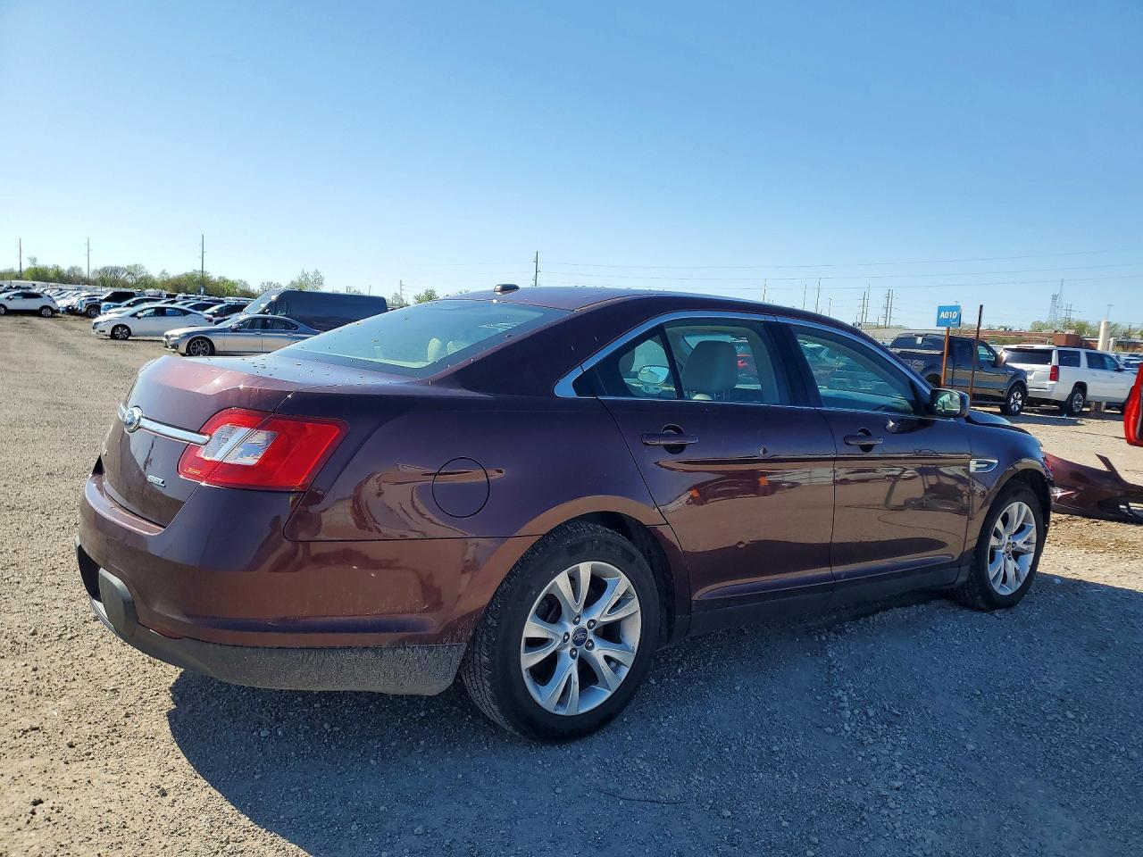 2012 Ford Taurus Sel Темно-бордовый vin: 1FAHP2EW7CG128468