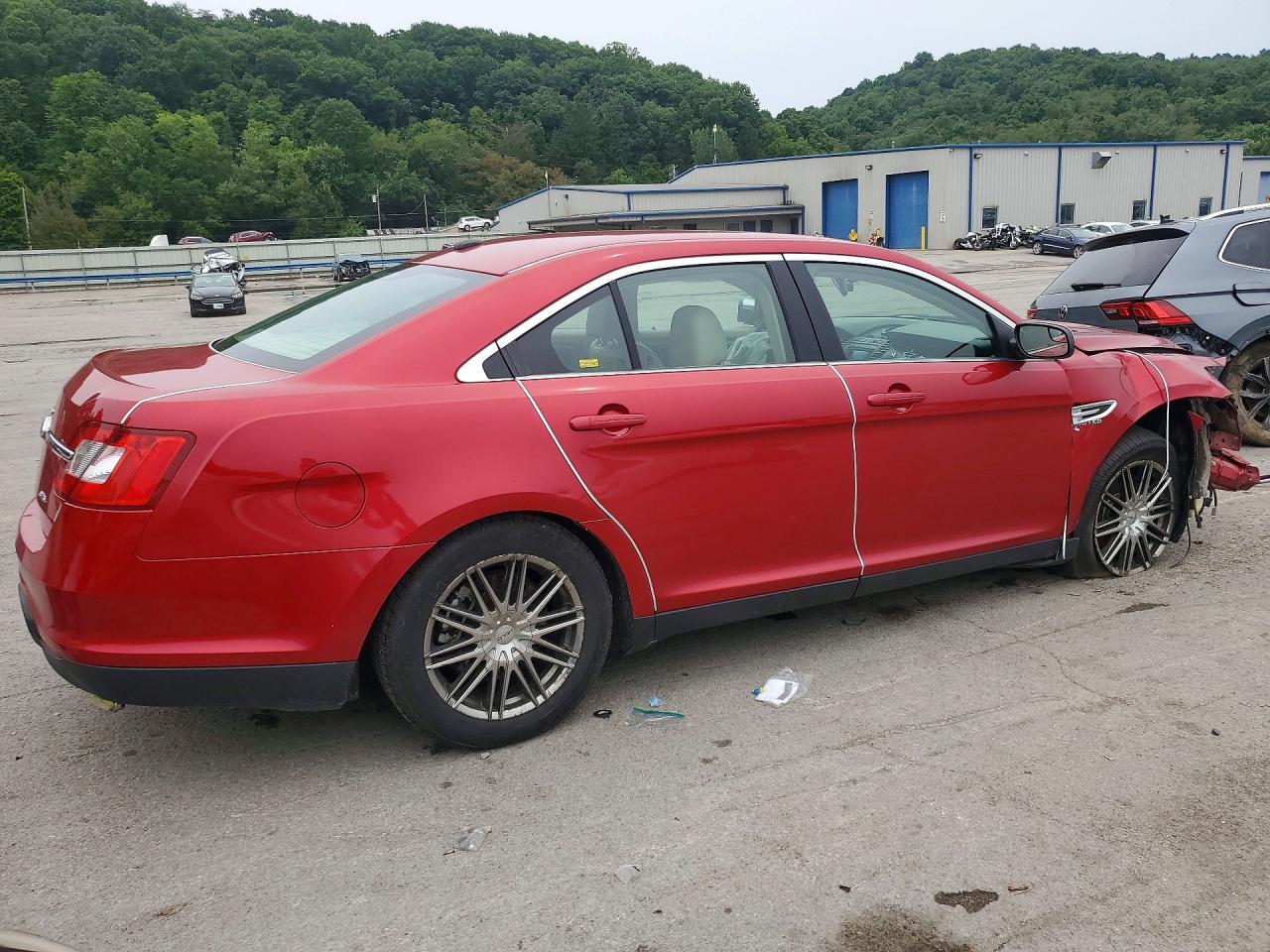 2012 Ford Taurus Sel Red vin: 1FAHP2EW7CG130009