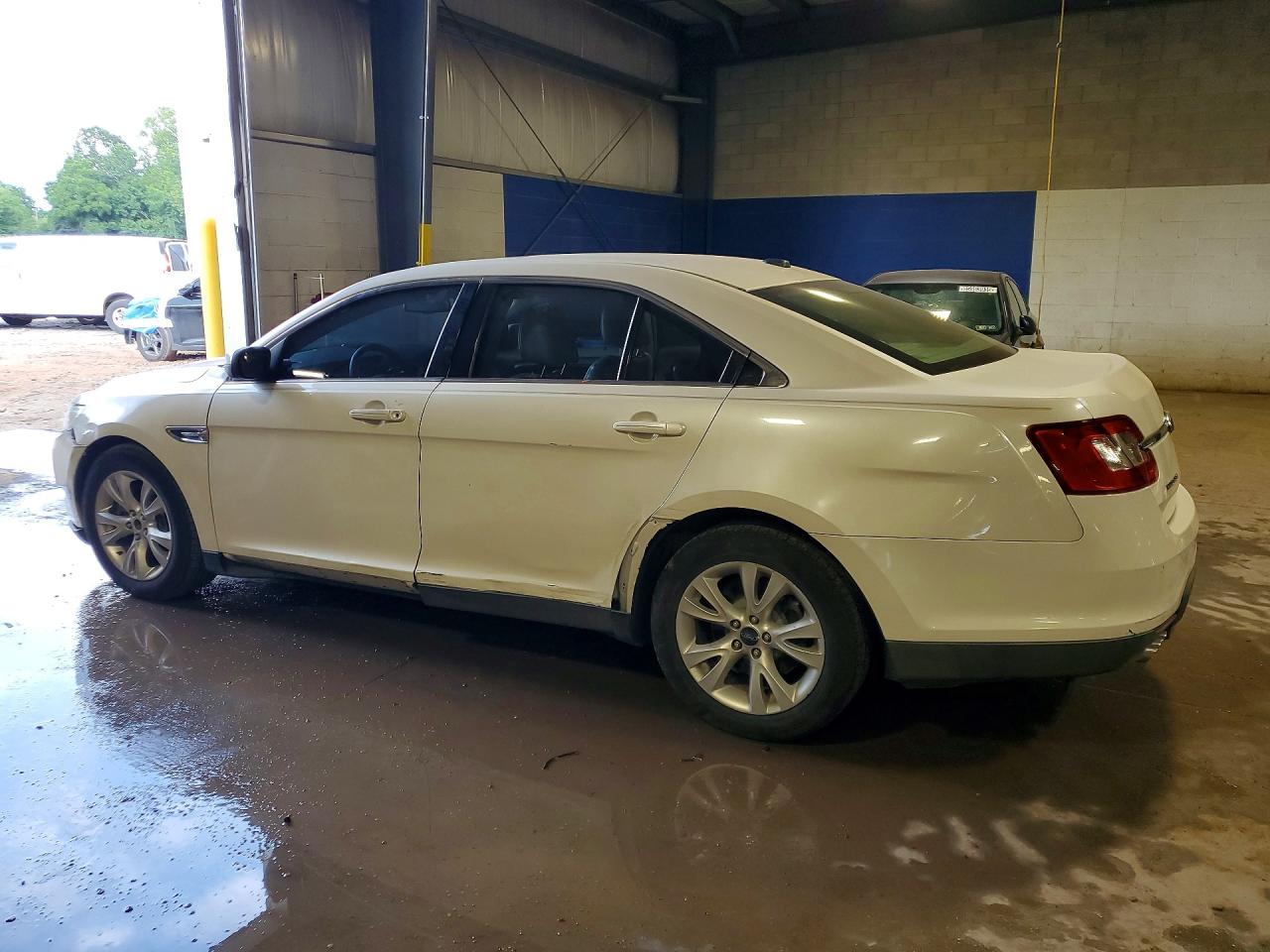 2012 Ford Taurus Sel White vin: 1FAHP2EW7CG132228