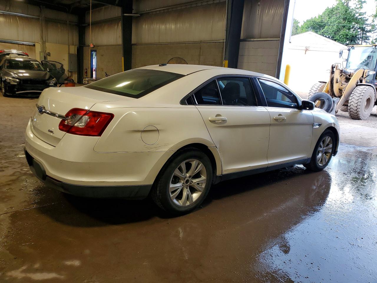 2012 Ford Taurus Sel White vin: 1FAHP2EW7CG132228